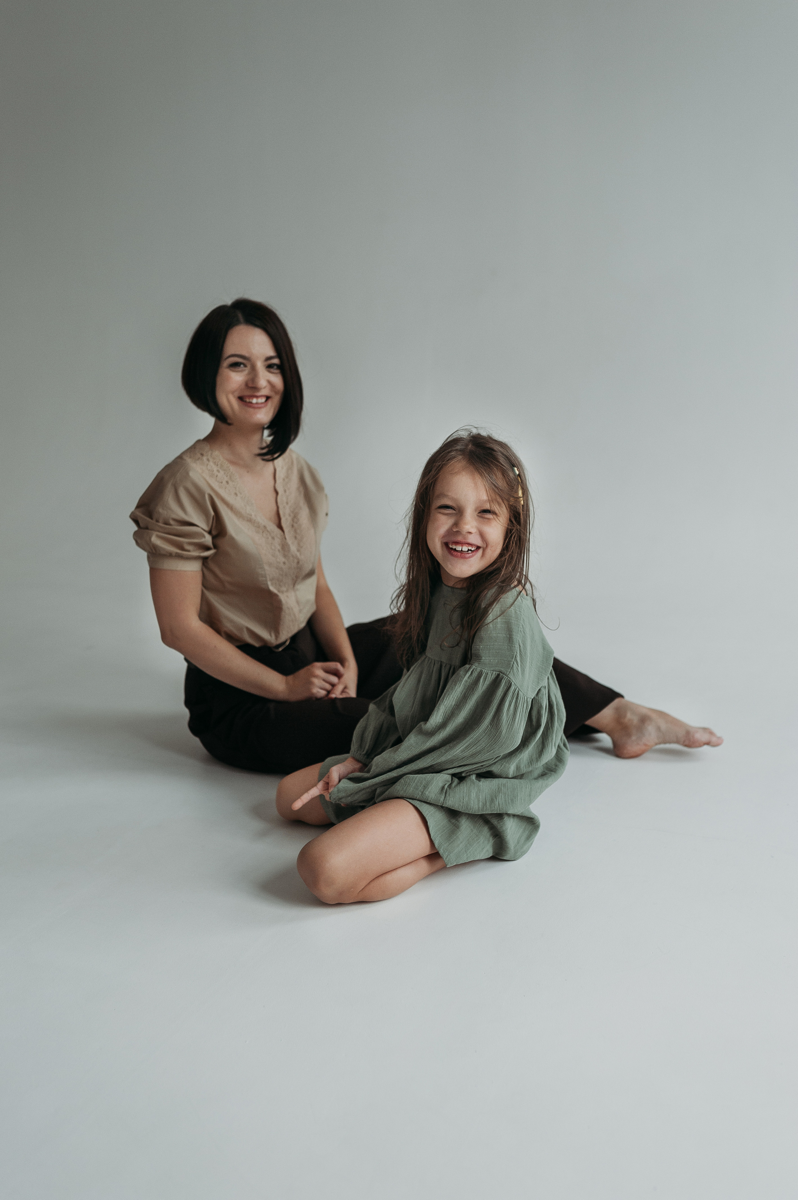 Аня, Иван, Оксана. Www.ostermiller.ru