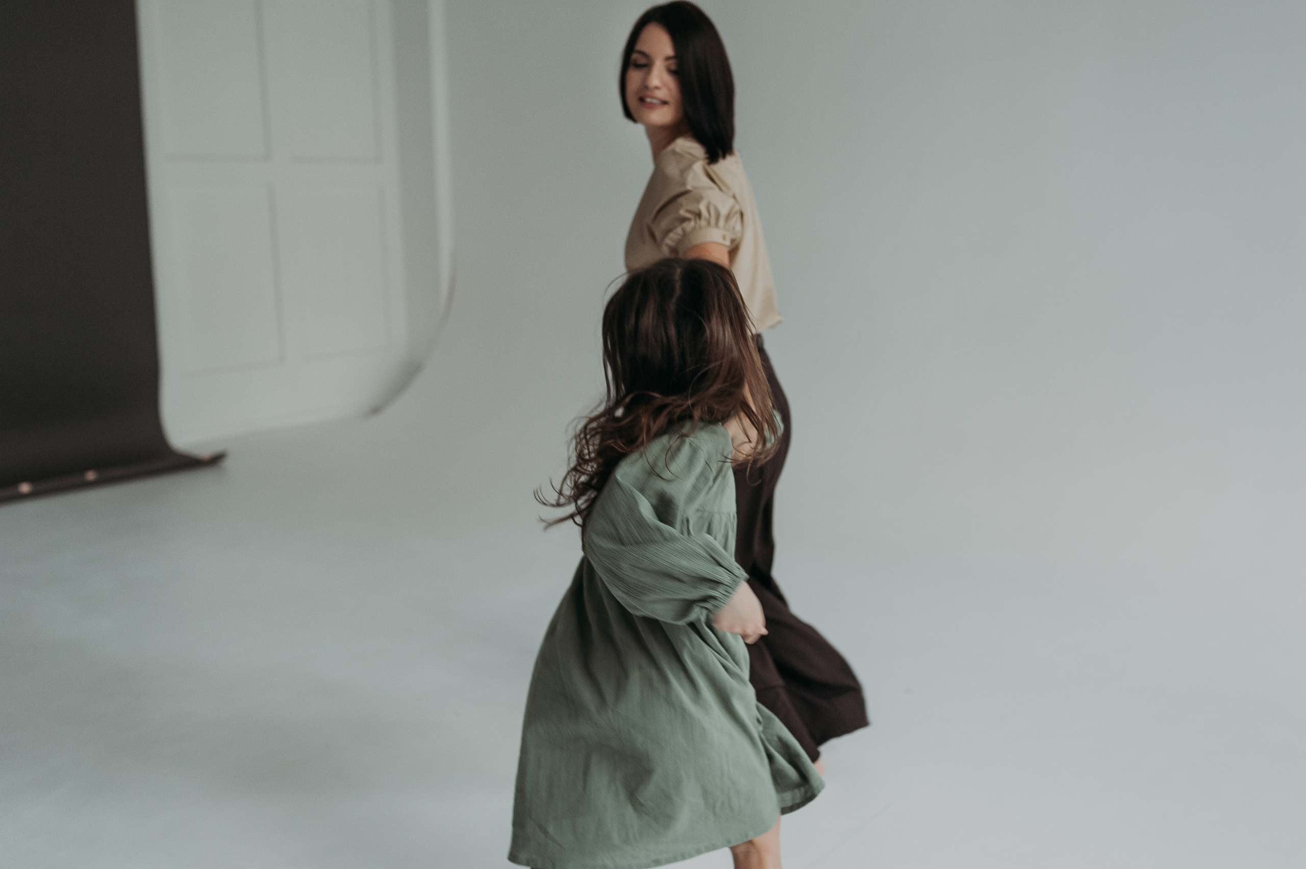 Аня, Иван, Оксана. Www.ostermiller.ru