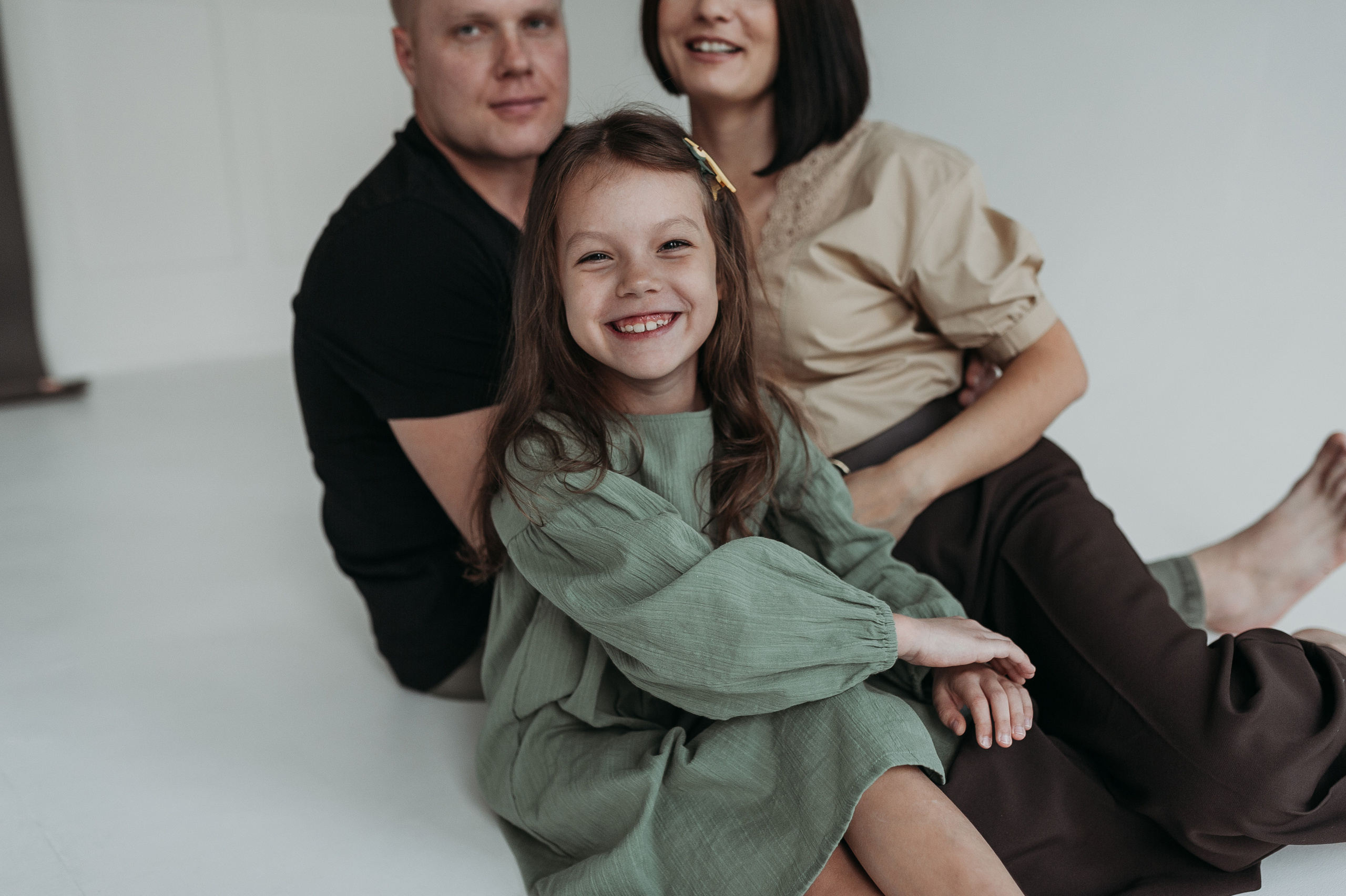 Аня, Иван, Оксана. Www.ostermiller.ru