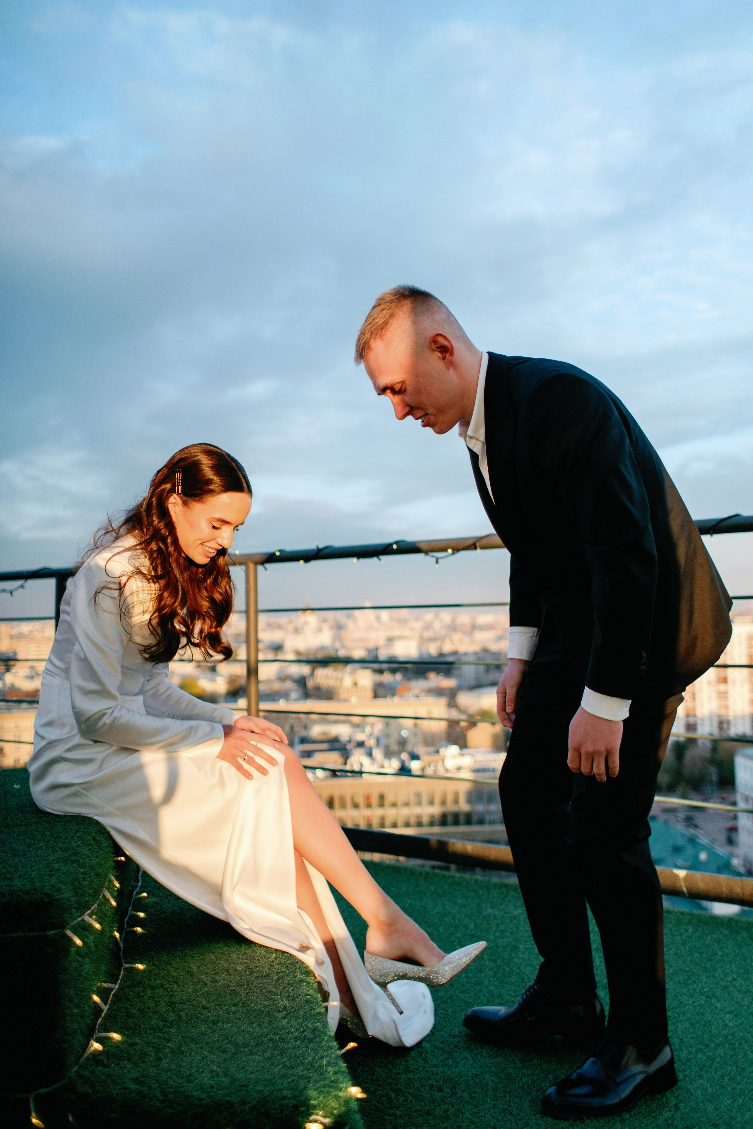 Свадьба для двоих в Москве, фотосессия на крыше, сборы, прогулка в Barvikha Luxury Village