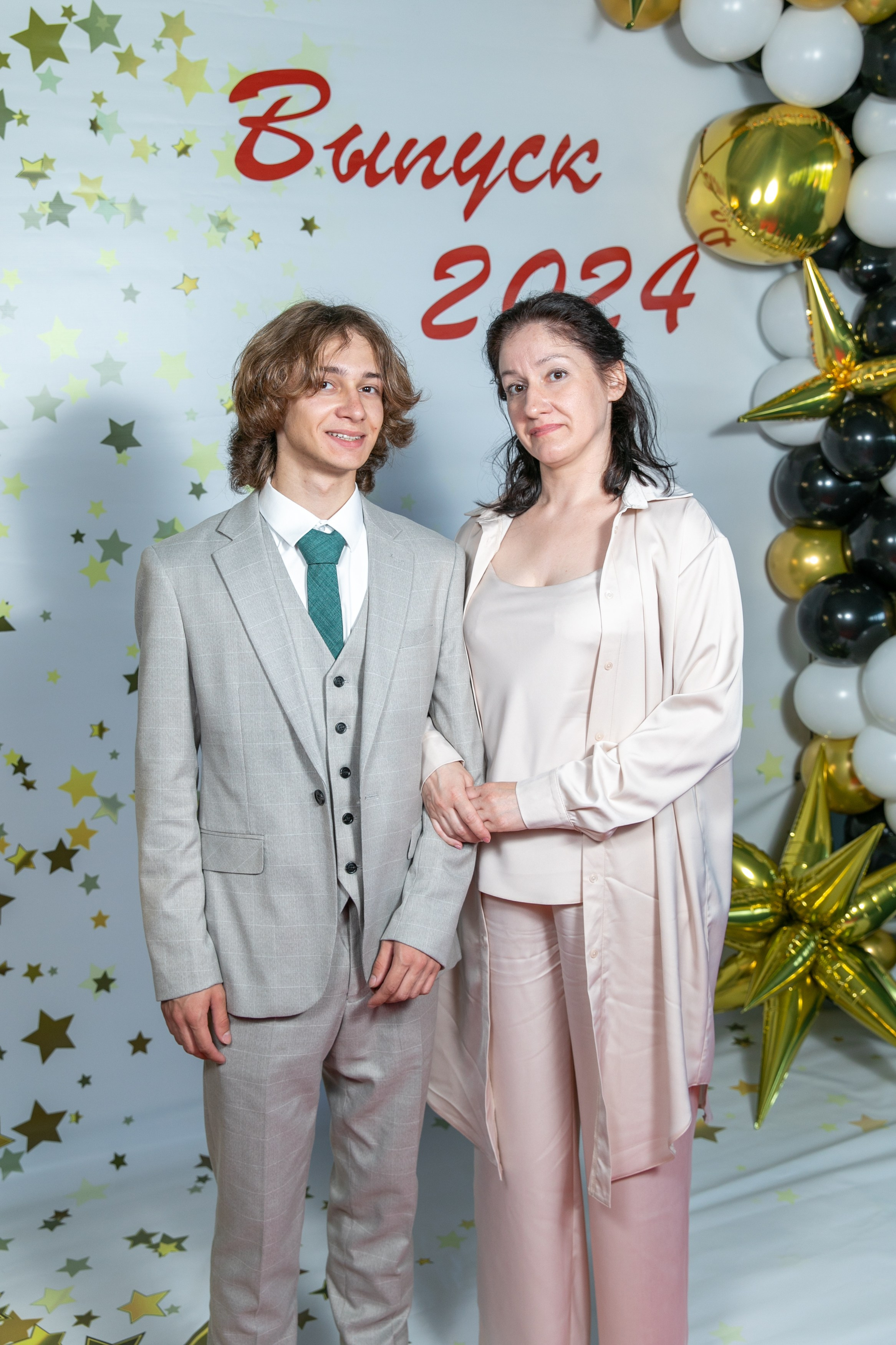 Выпускной 11 класс. Школьный и детский фотограф в Южно-Сахалинске Анастасия Лескова