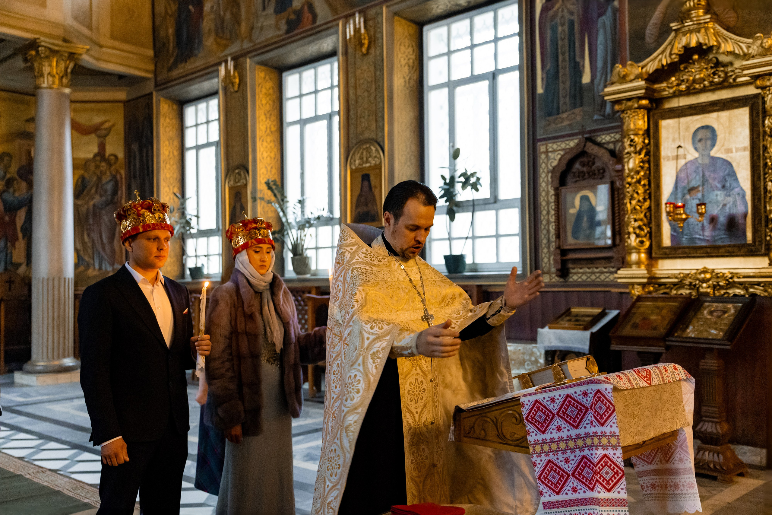 Венчание в Преображенском соборе. Фотограф Белгород