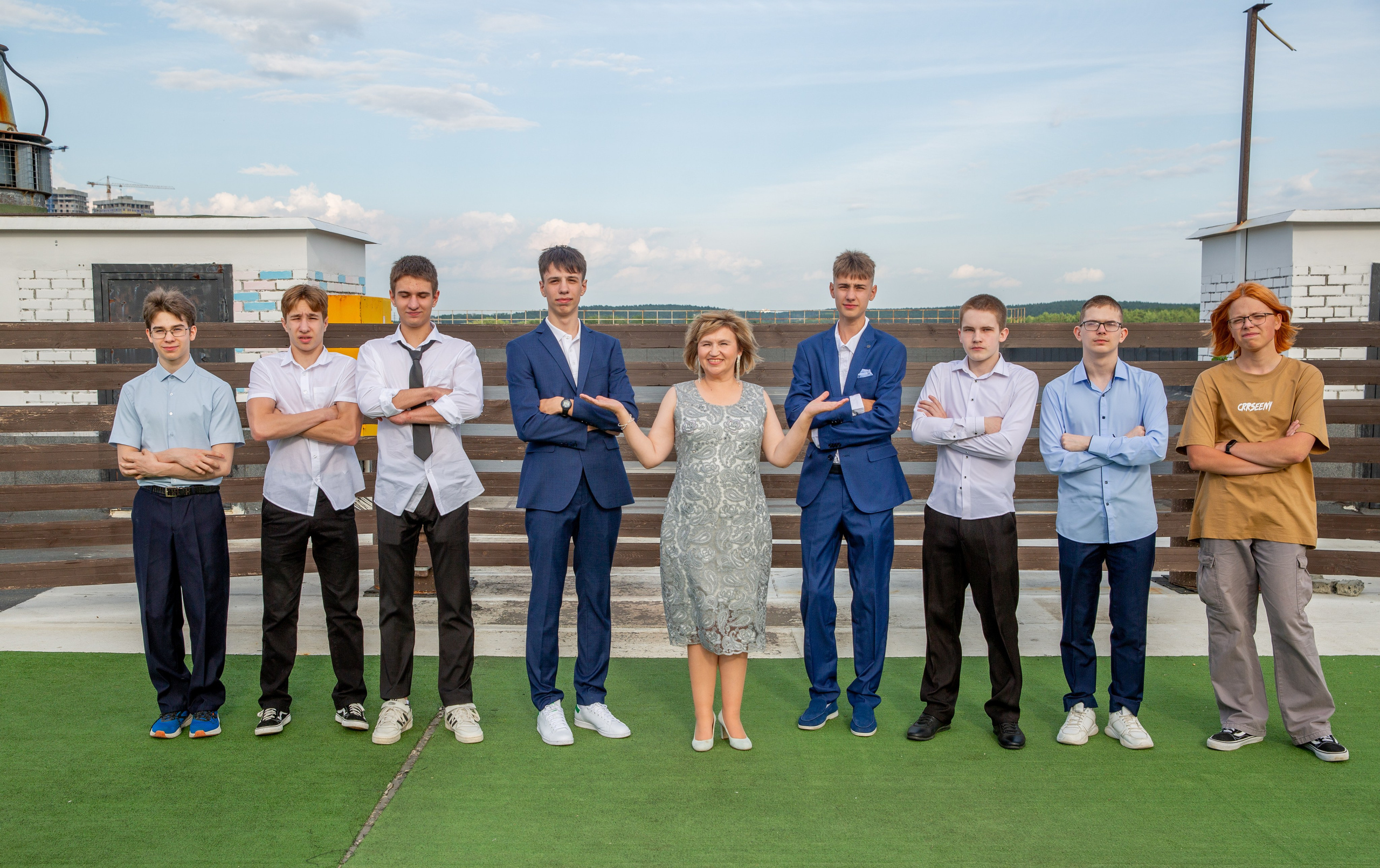 ВЫПУСКНОЙ В УЧЕБНОМ ЗАВЕДЕНИИ. Фотограф для маркетплейсов Михаил Бове