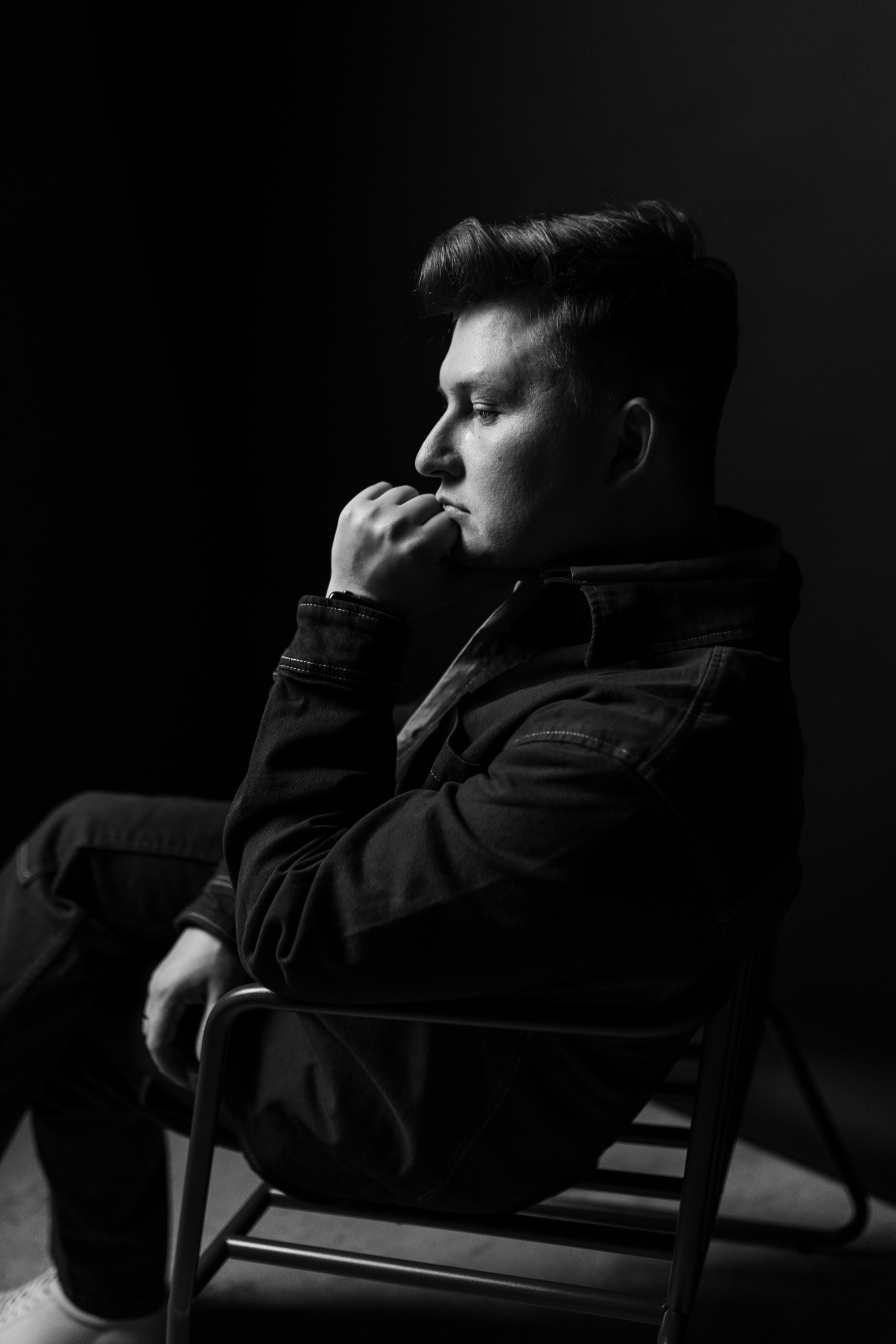 МУЖСКОЙ ПОРТРЕТ. Фотограф Иркутск.Дарья Казакова