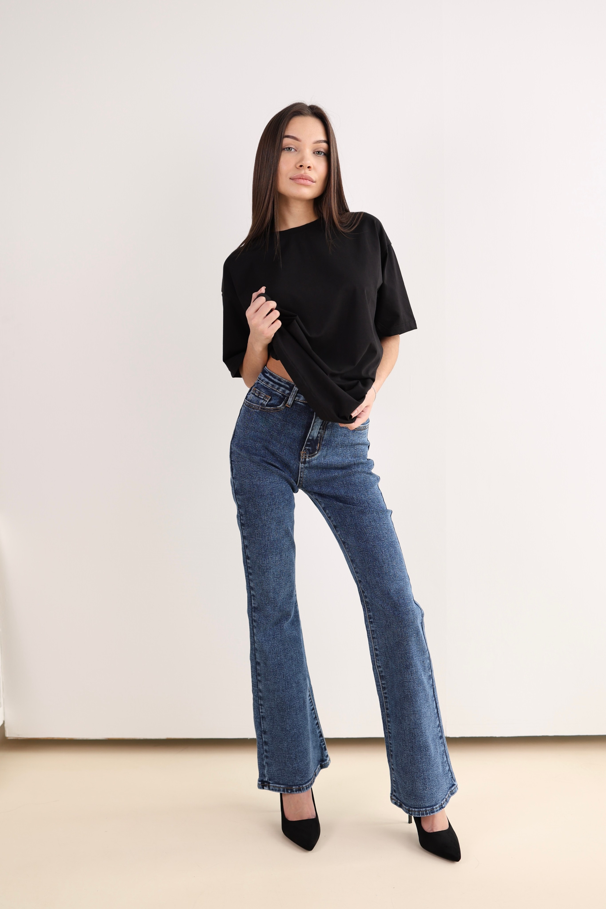 Аделина. ТМ Продакшн — Съемка для маркетплейсов в Москве