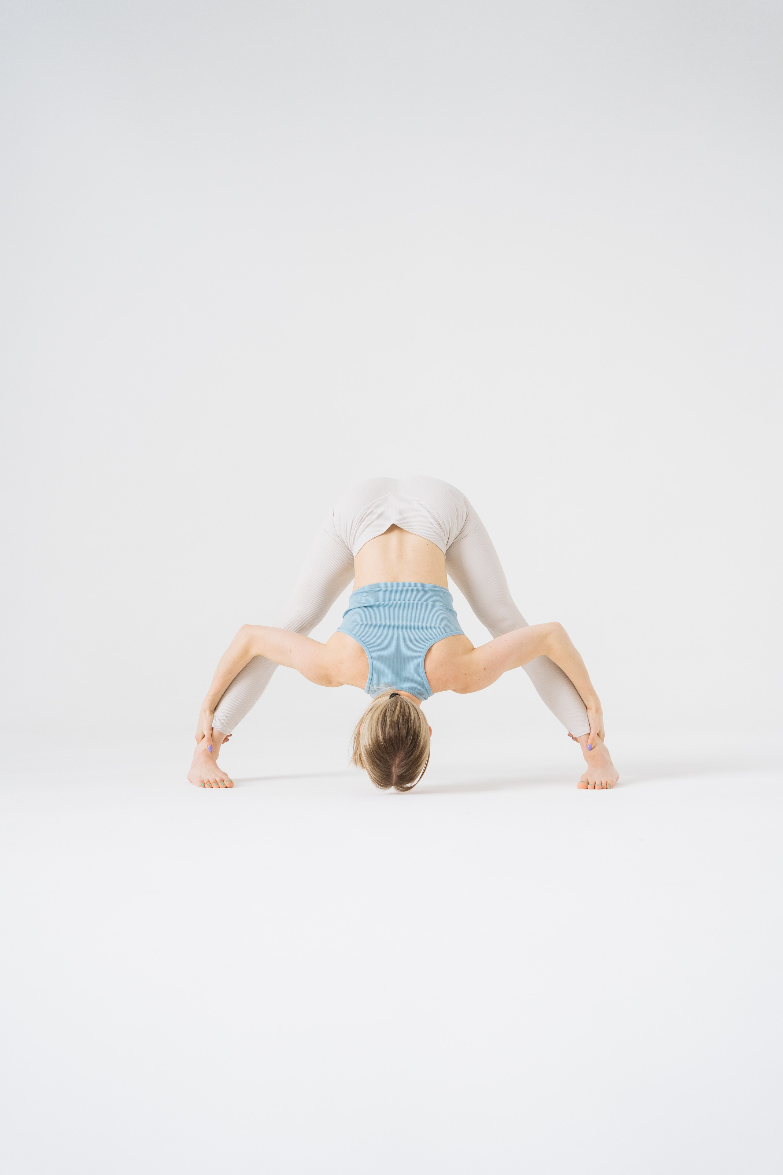 Фотографии йоги: эстетика и гармония. Фотограф Москва Денис Косых — портреты, йога, творческие съёмки