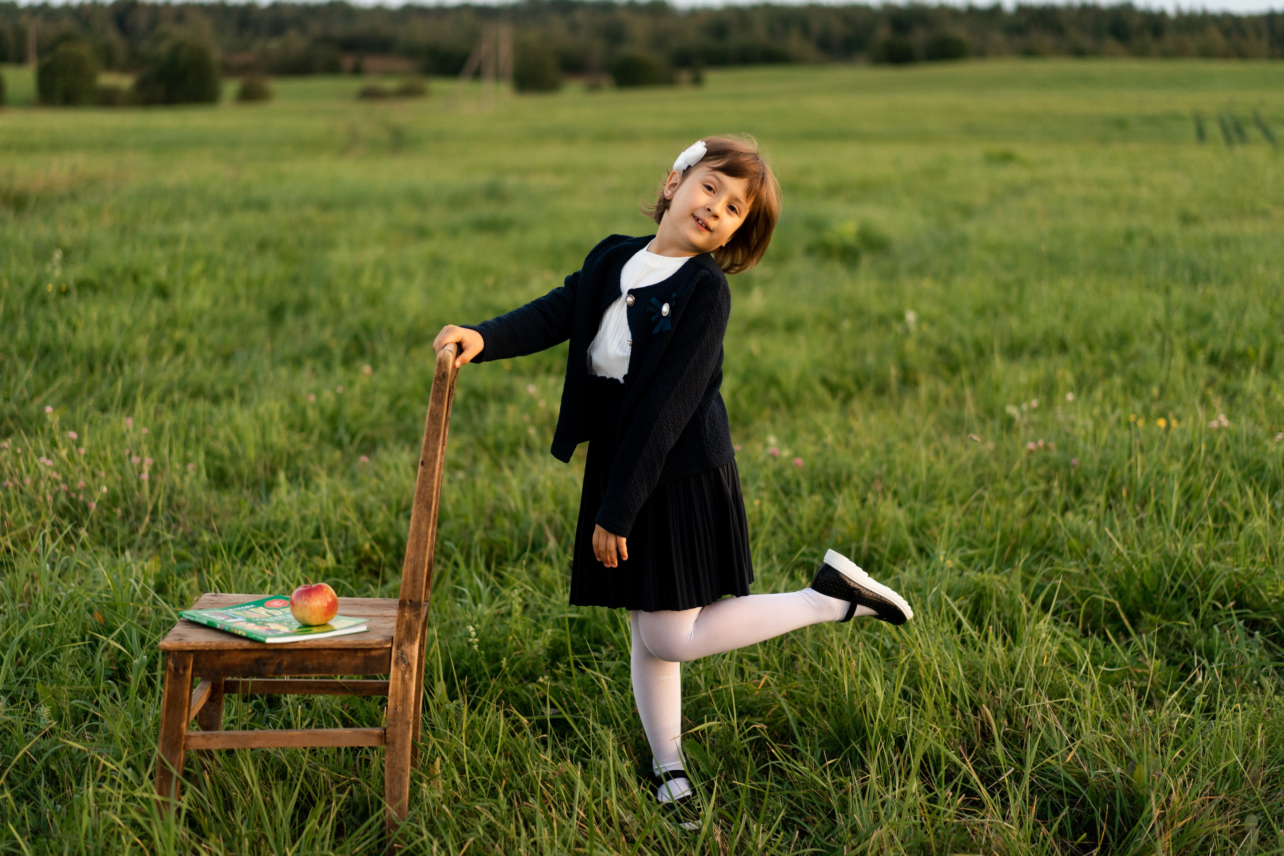 Майя. Первый раз в 1 класс. Семейный и детский фотограф в Санкт-Петербурге Дарина Герчиу