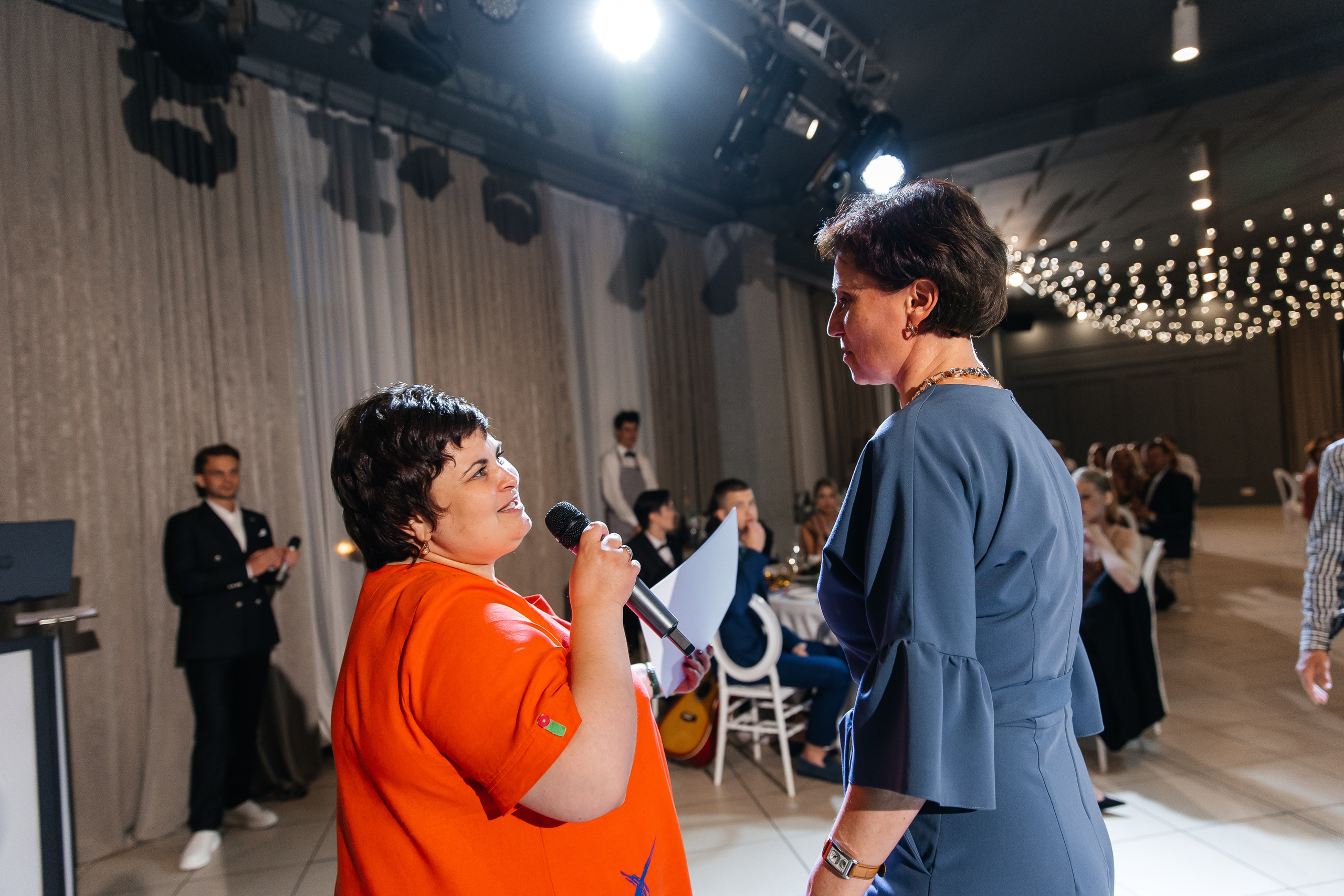 2023-06-23 Выпускной МБОУ СОШ № 10. Фотограф в Красноярске