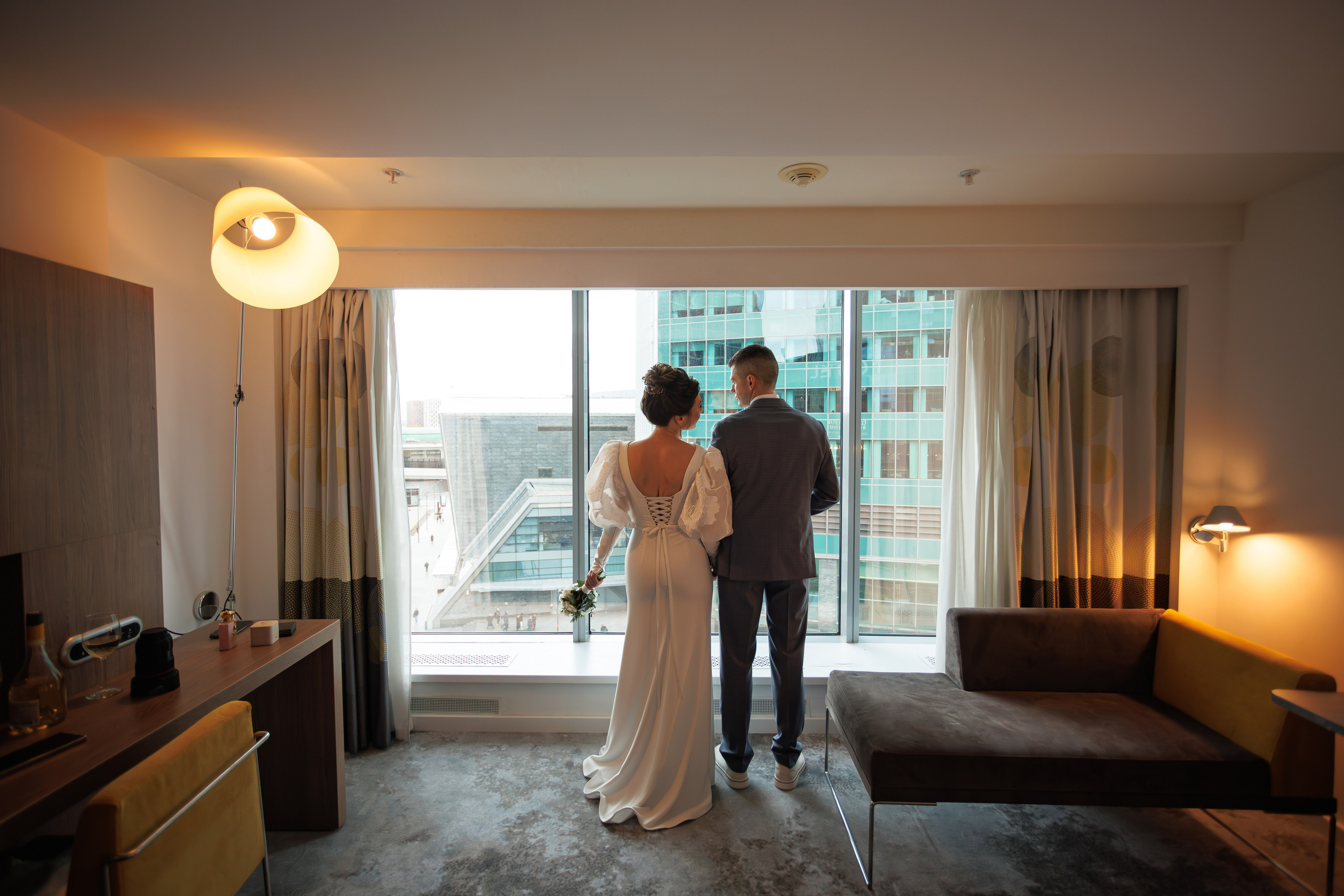 Свадебная фотосессия в библиотеке читальне им Пушкина. Свадебный фотограф Москва и МО Сергей Киржаев