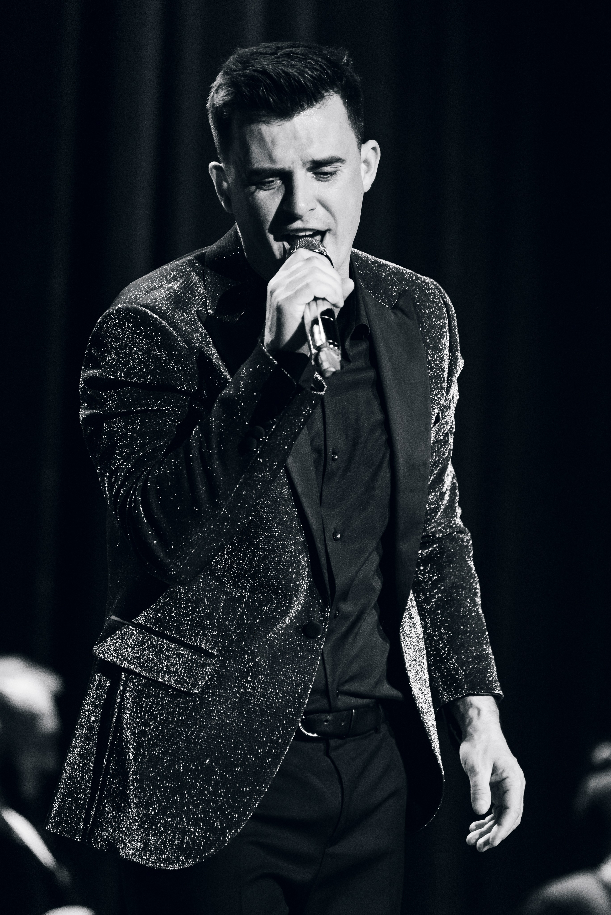 Кирилл Туриченко — Вегас Сити Холл. Бренд-фотограф для экспертов и блогеров в Москве Влада Горбовская