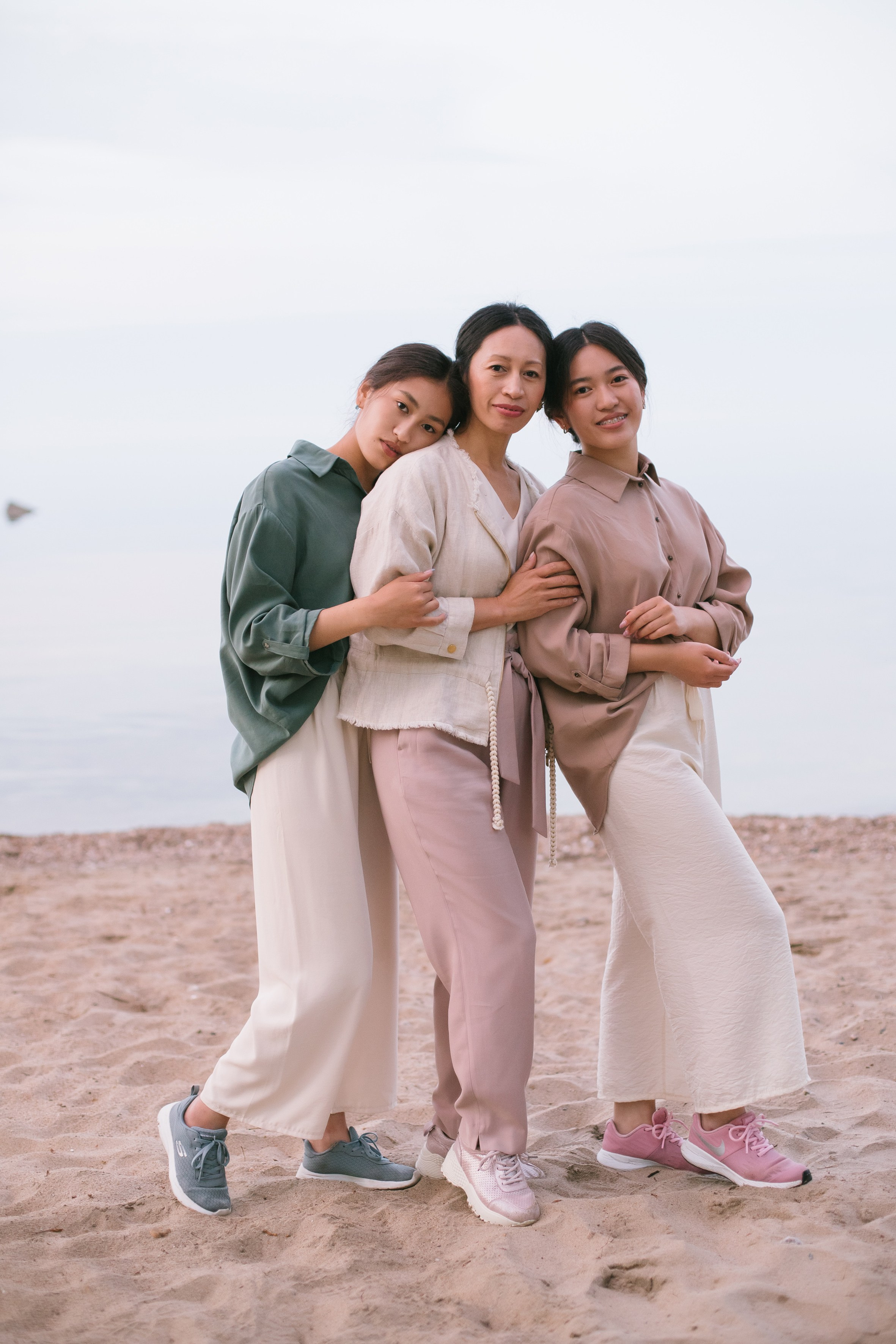 Семейная прогулка на берегу Байкала. Фотограф Наталья Кургина Слюдянка Иркутск