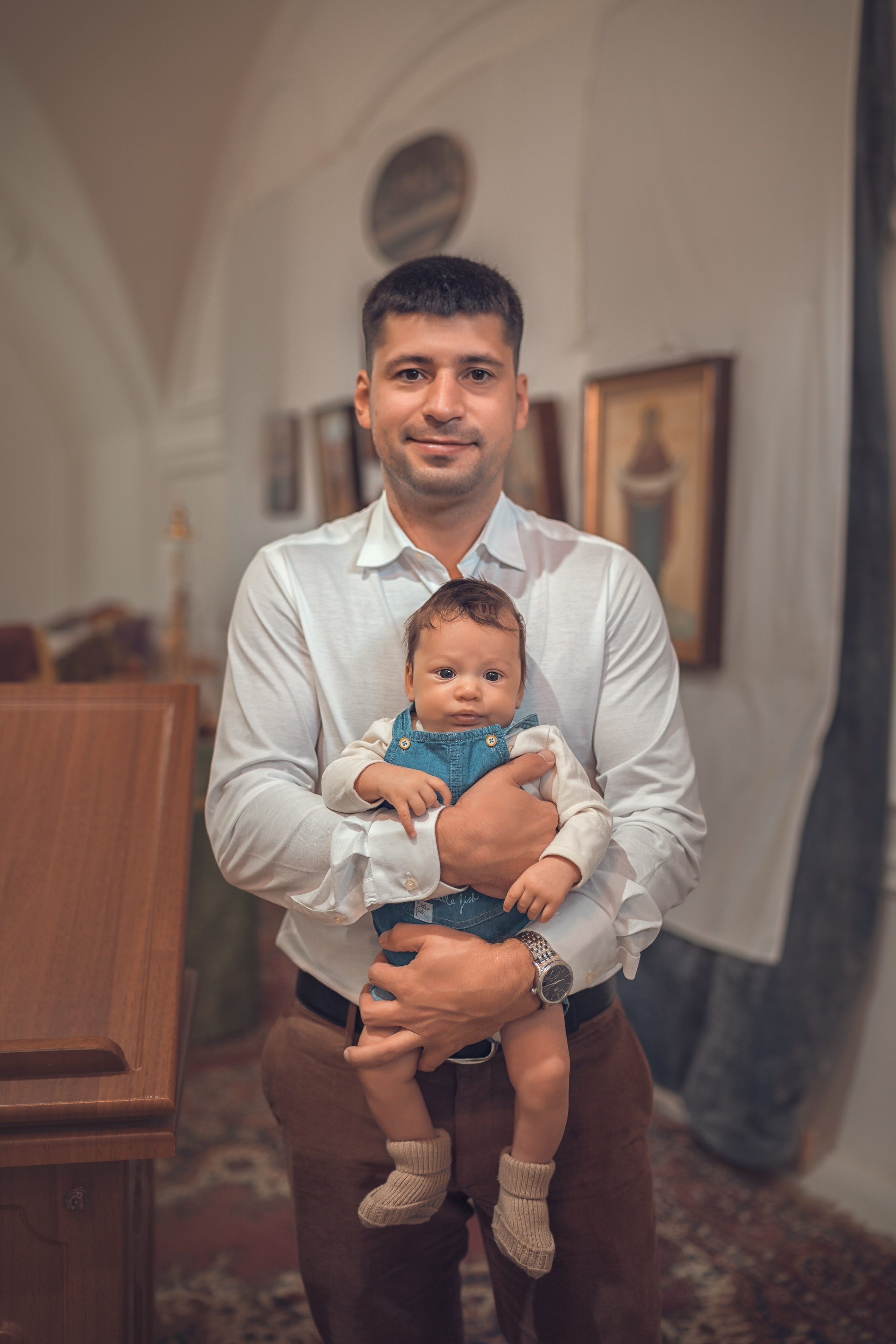 Отец с ребенком на таинстве Крещения — фотограф Ростов-на-Дону