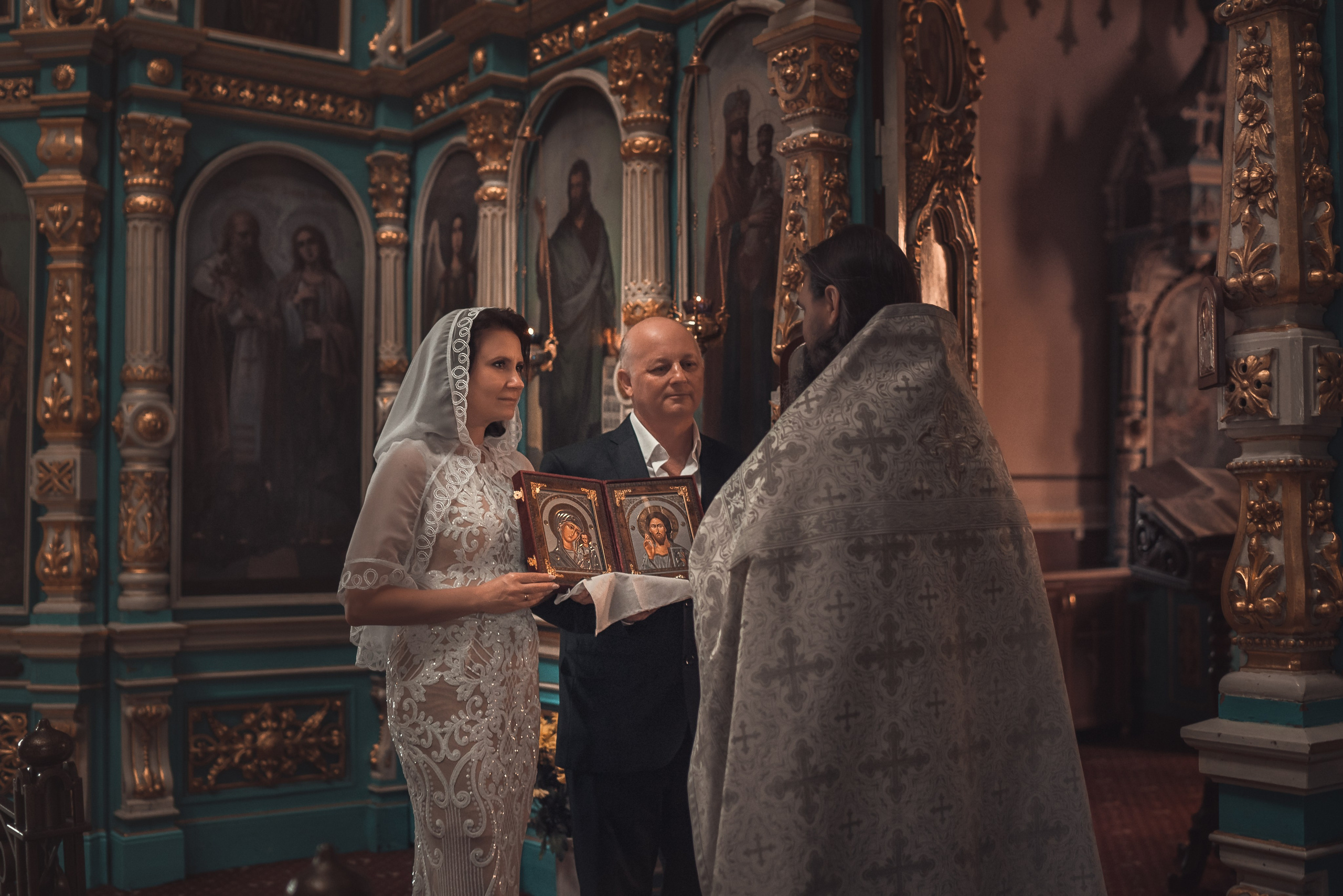 Венчание Дмитрия и Наталья, Храм Преображения Господня, Ростовская обл. Фотограф на крещение и венчание Ирина Доценко
