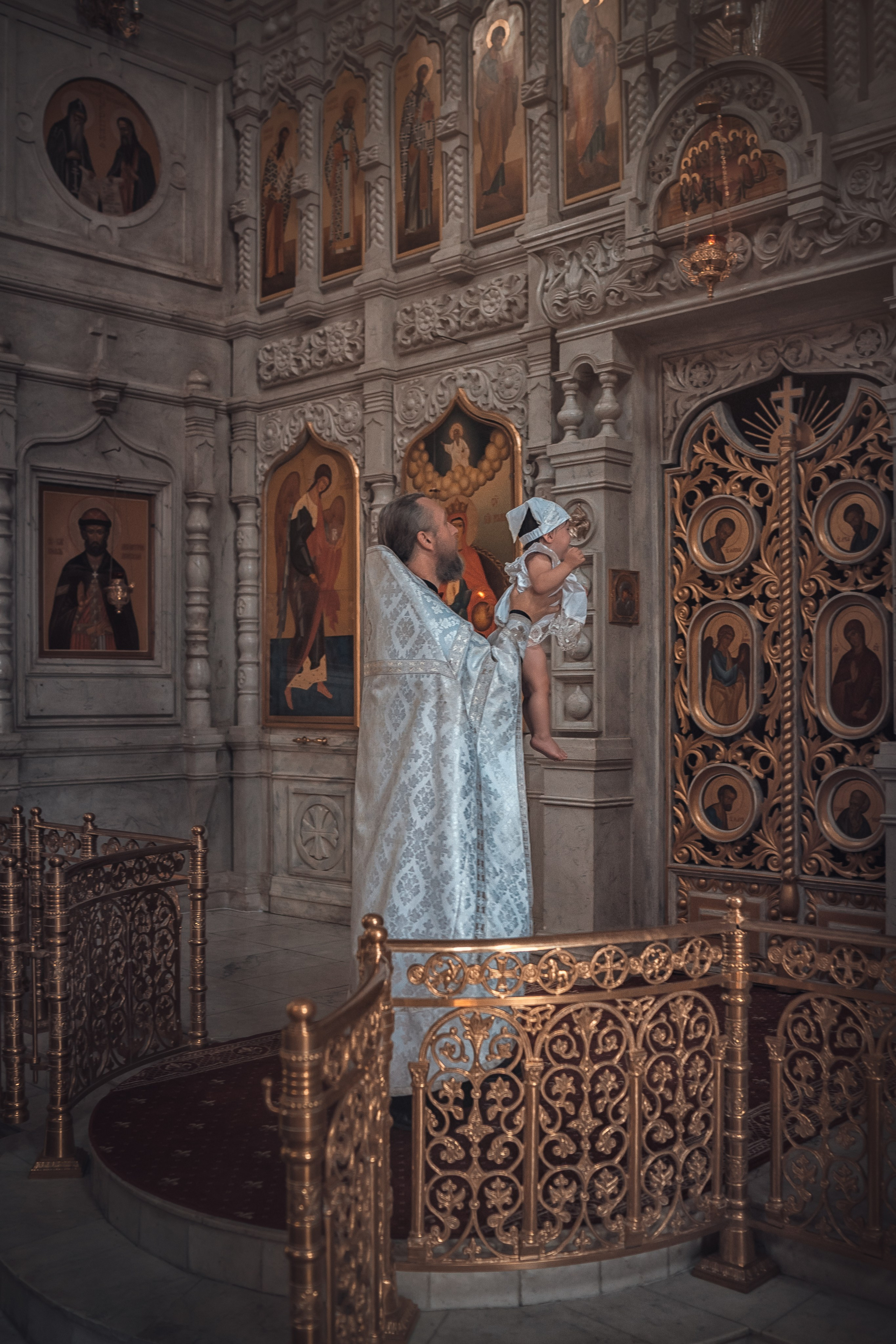 Крещение Ники, Храм Александра Невского, Новочеркасск. Фотограф на крещение и венчание Ирина Доценко