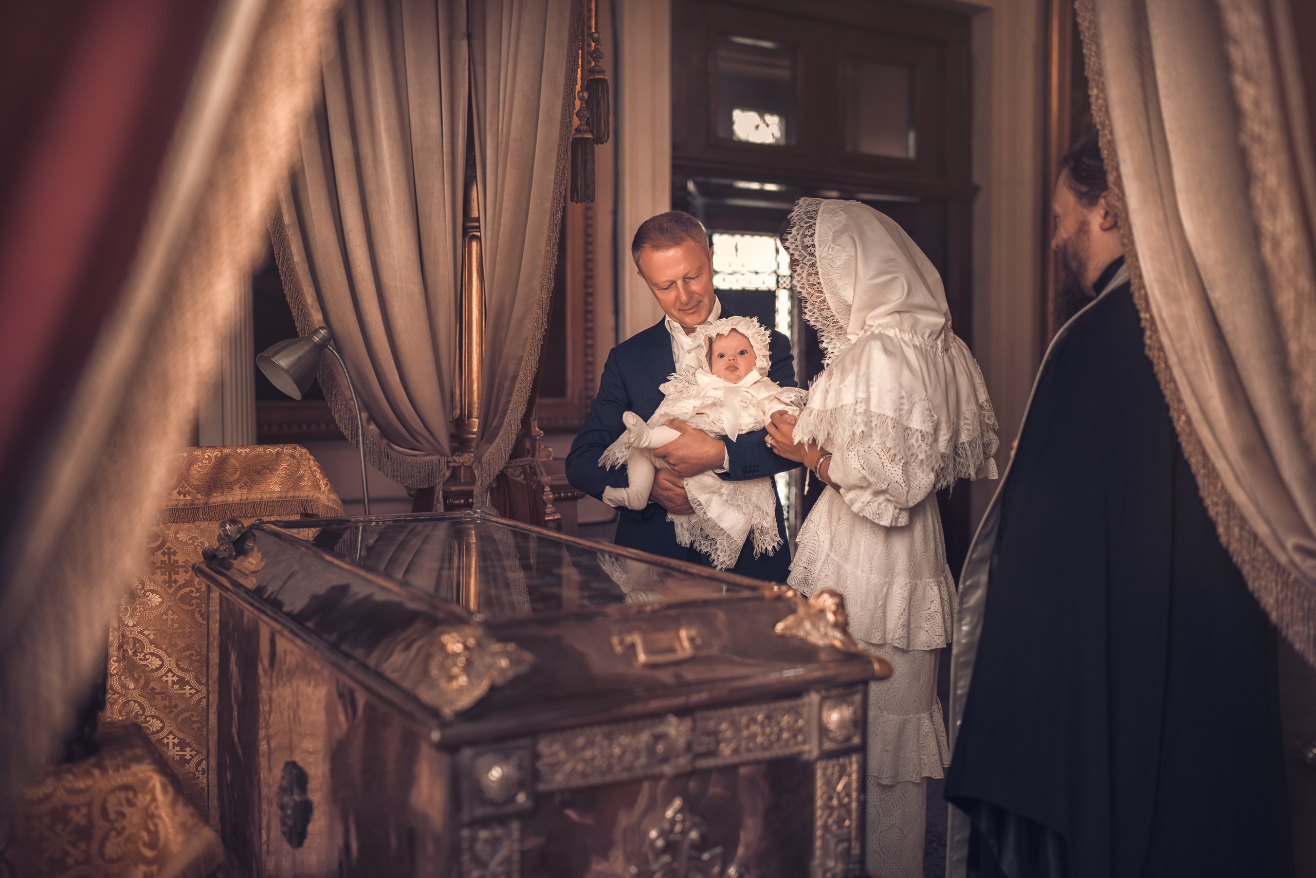 Крещение Алисии Санкт-Петербург, Свято Троицкая Лавра. Фотограф на крещение и венчание Ирина Доценко