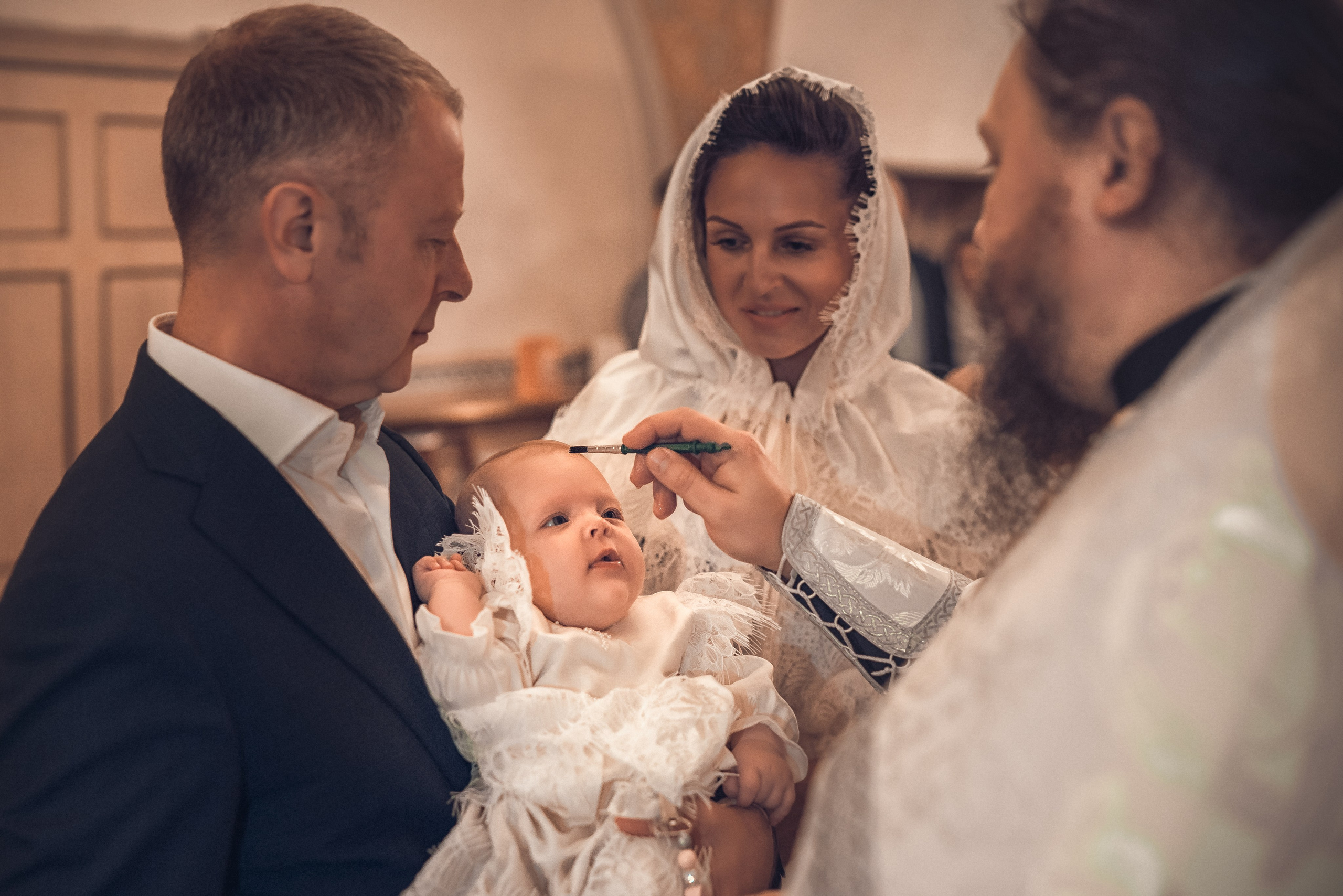 Крещение Алисии Санкт-Петербург, Свято Троицкая Лавра. Фотограф на крещение и венчание Ирина Доценко