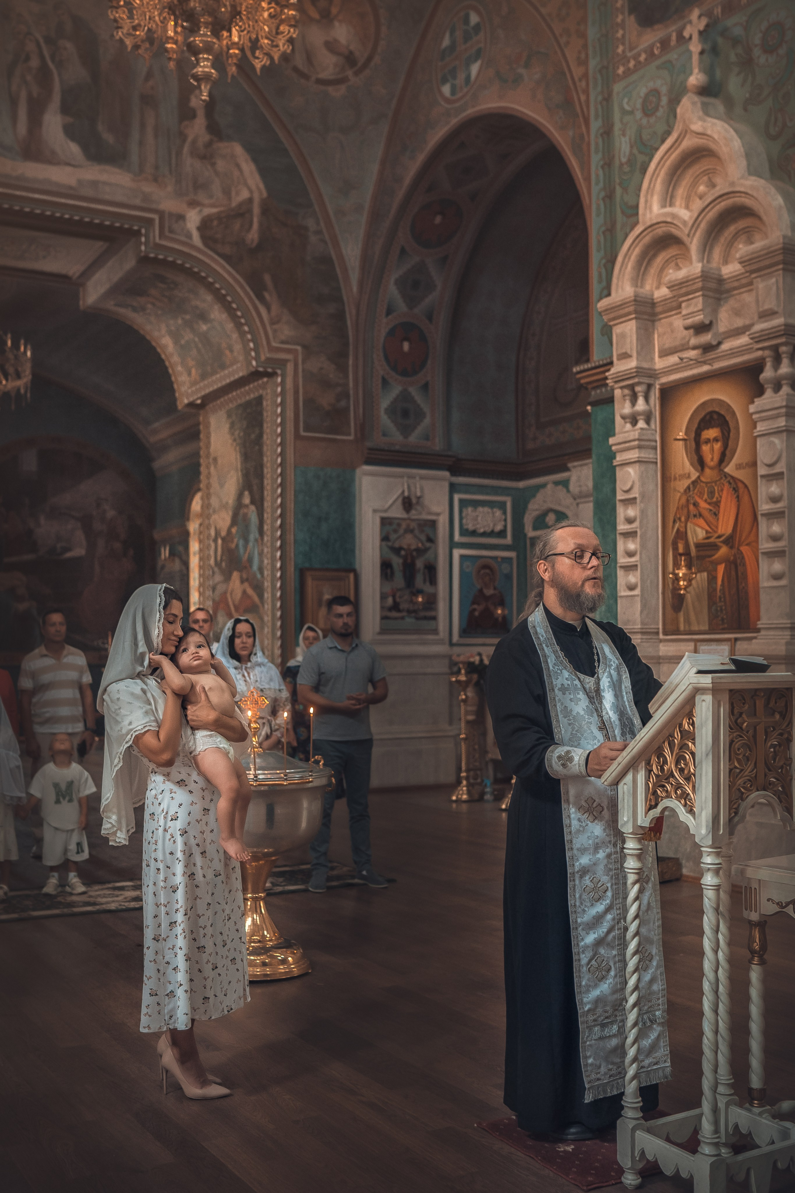 Крещение Ники, Храм Александра Невского, Новочеркасск. Фотограф на крещение и венчание Ирина Доценко