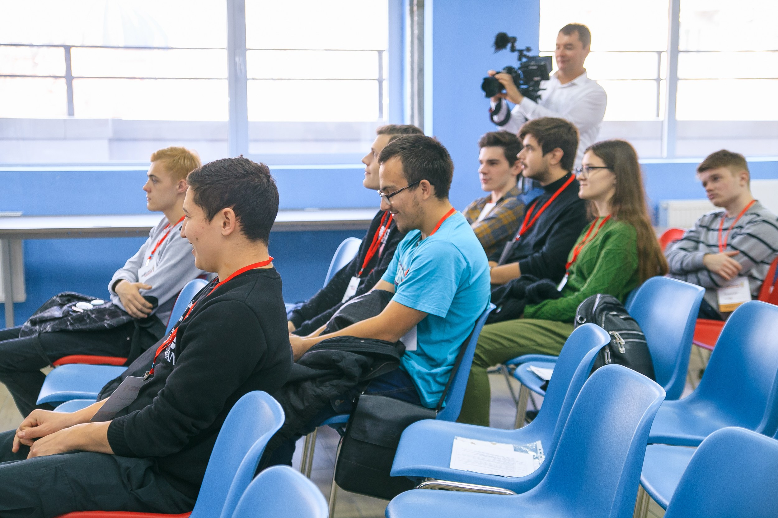 Форум «Мой Бизнес» точка кипения. Свадебный и детский фотограф в Волгограде Слава Белов