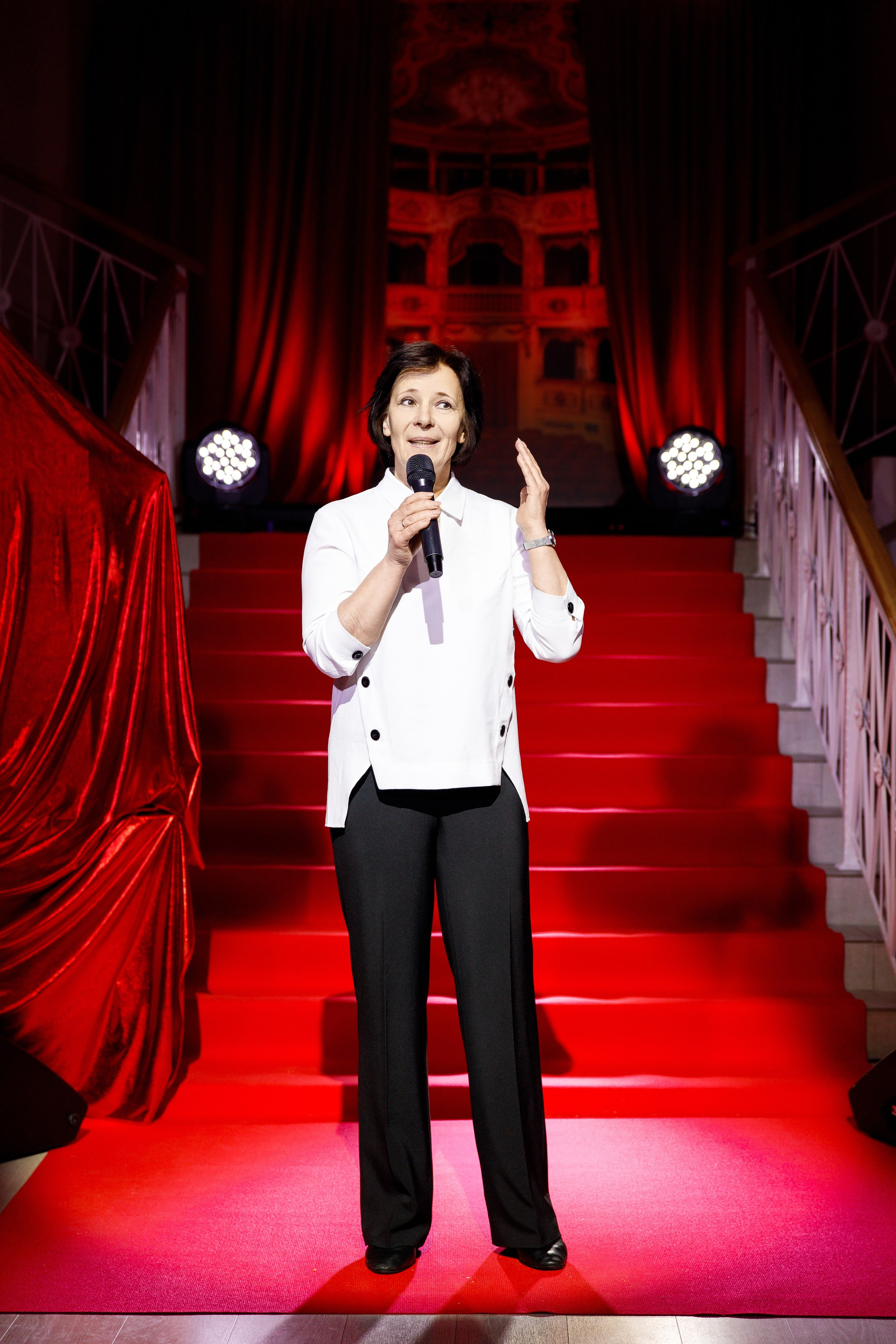 Награждение победителя конкурса «Учитель Года» г. Горнозаводск. Фотограф Дмитрий Молчанов | Фотограф Пермь | Фотограф