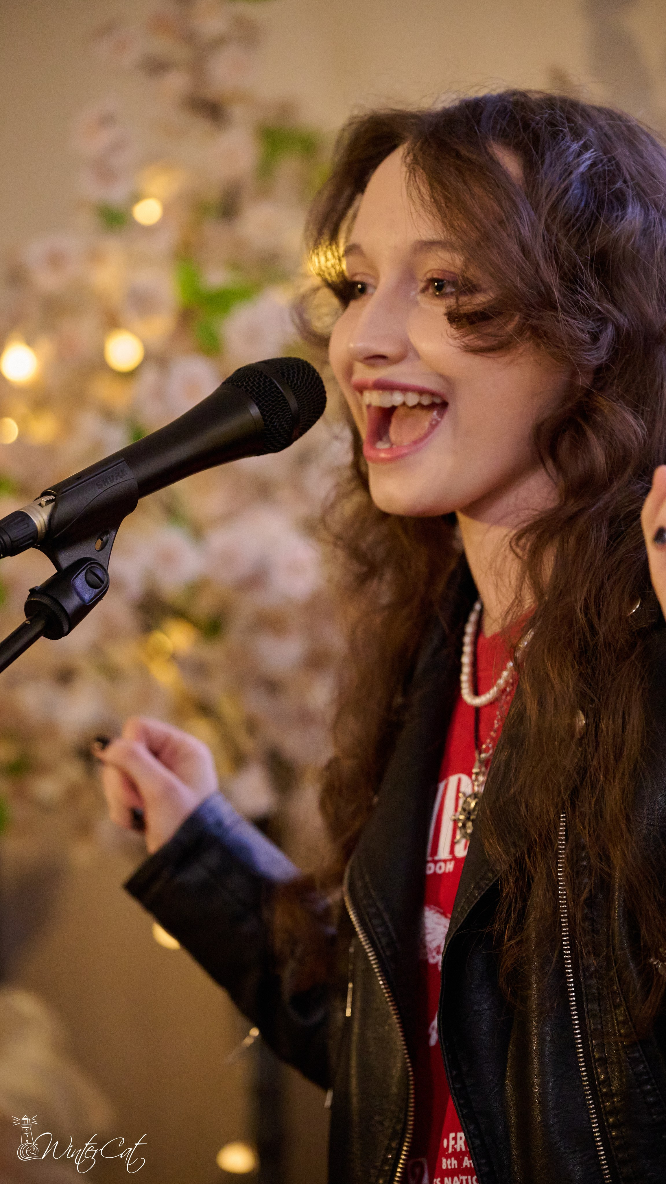 Тёплый Вечер (18.04.26 Чайка). Портретный и репортажный фотограф в Магадане Андрей Нефедов WinterCatPhoto