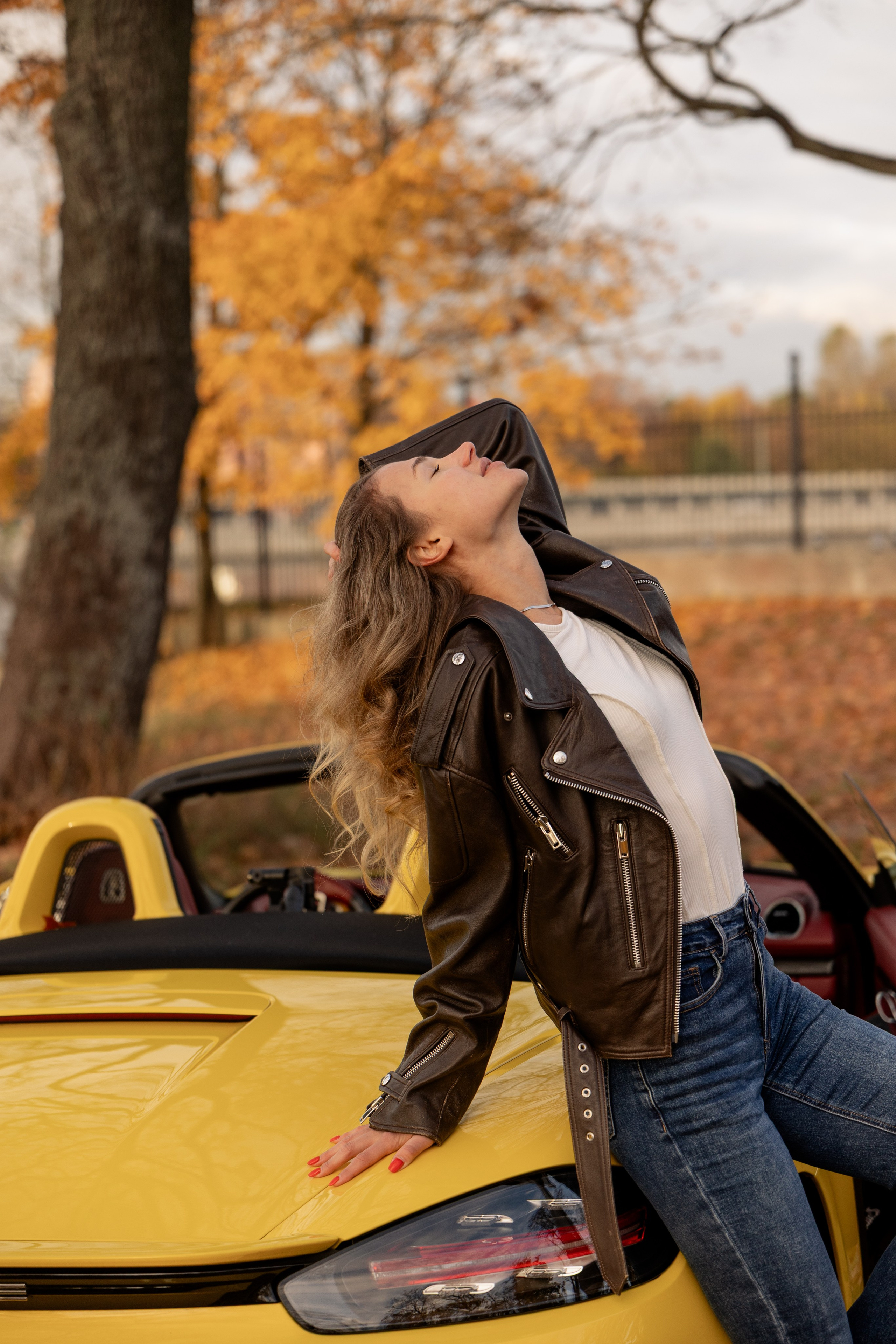 Осенняя Lovestory 💛. Фотограф Артем Бросов в Санкт-Петербурге и Дубае