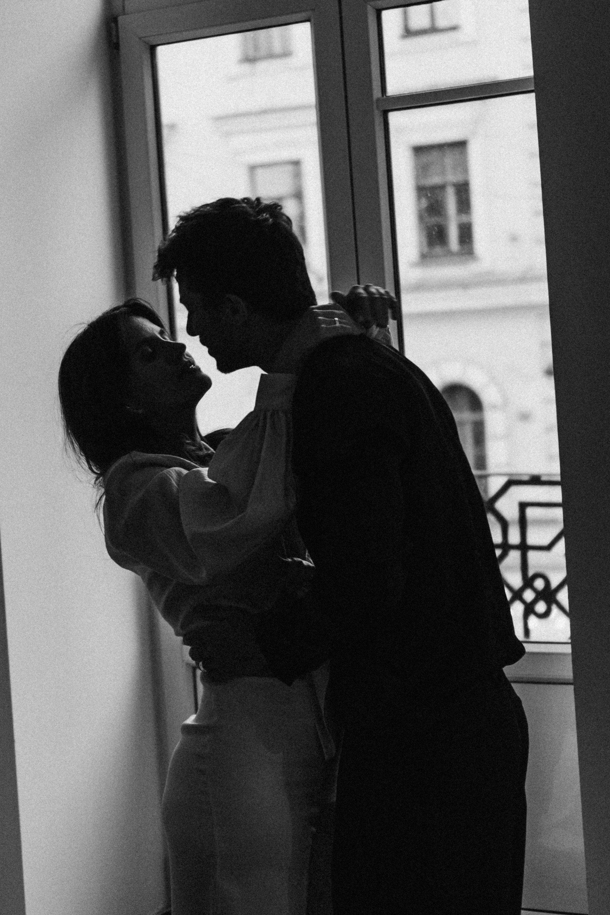 УТРО ЖЕНИХА И НЕВЕСТЫ В ПИТЕРСКОЙ КВАРТИРЕ И СЬЕМКА С СВАДЕБНЫХ ОБРАЗАХ. Профессиональный фотограф, Санкт-Петербург — Виктория Богомолова