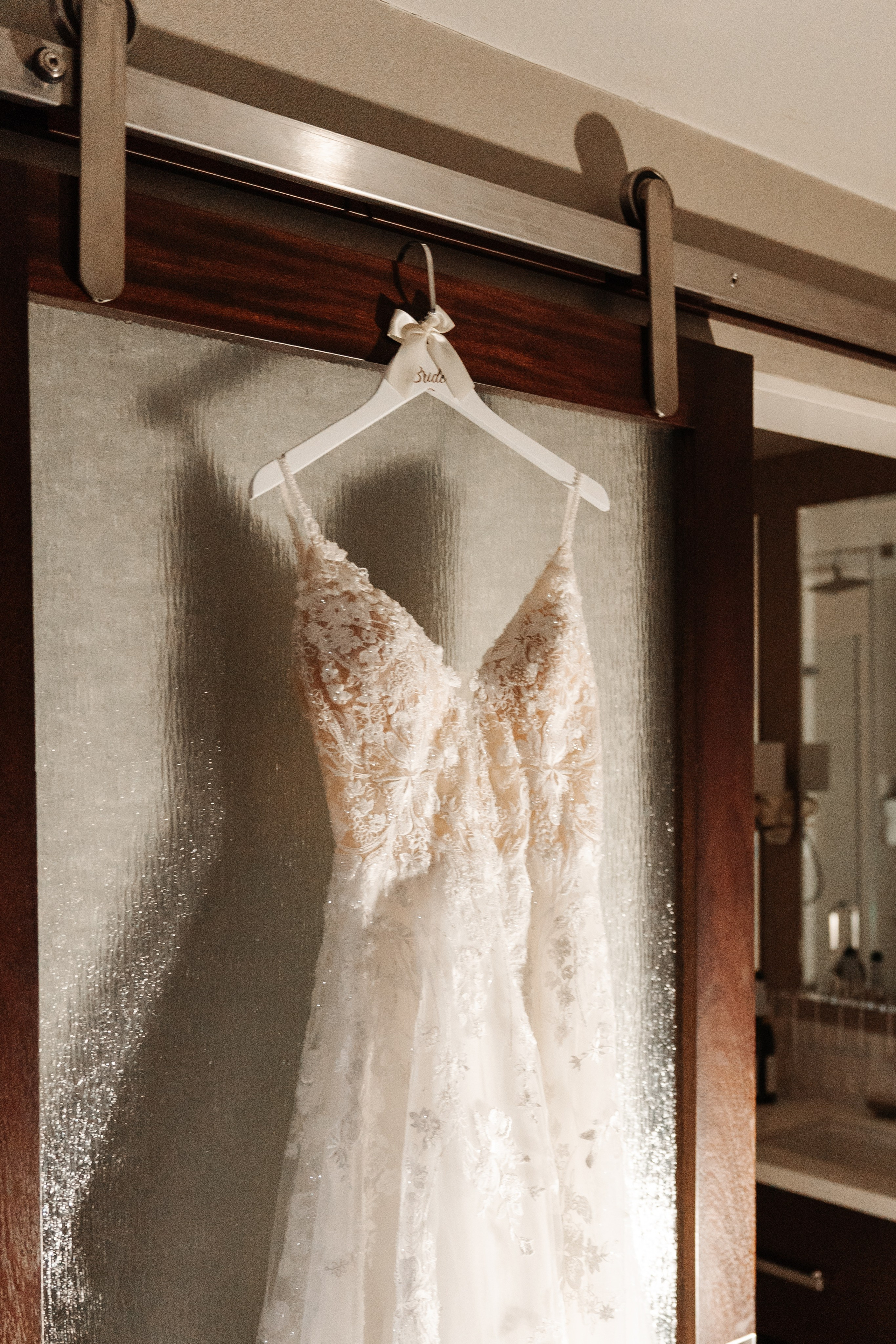 2025-08-16_AndreaChristopher. Ретушер Зенькевич Света