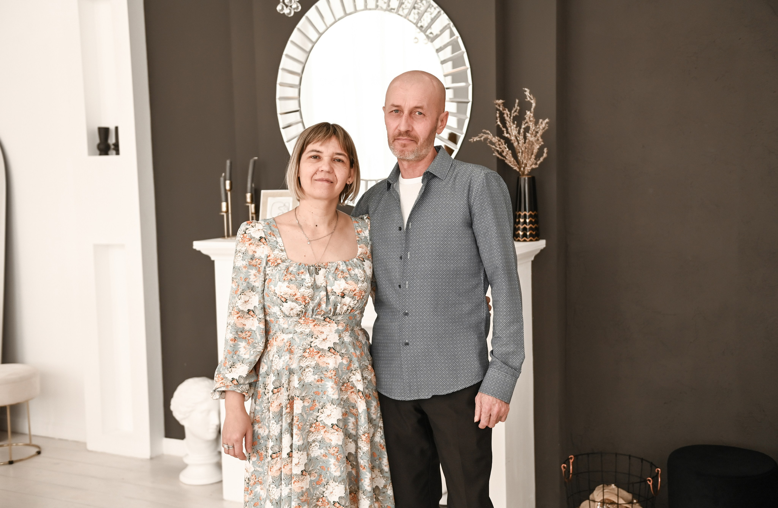 Семейная студийная  фотосессия 2. Свадебный, семейный, детский, контент фотограф в Омске Максим Ильин