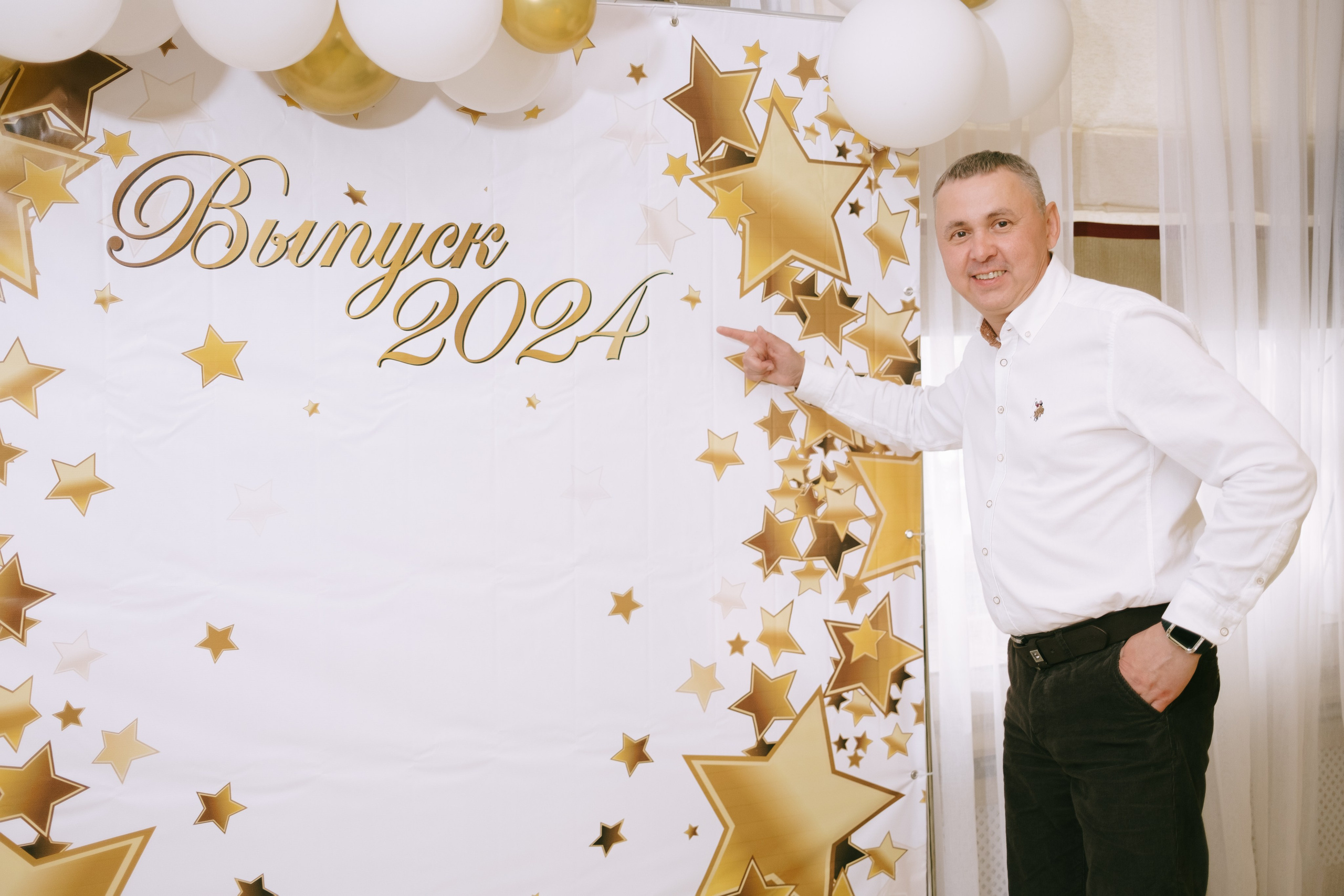 Выпускной школа 33. Свадебный и репортажной фотограф Денис Ожигин в Краснодаре и Краснодарском крае