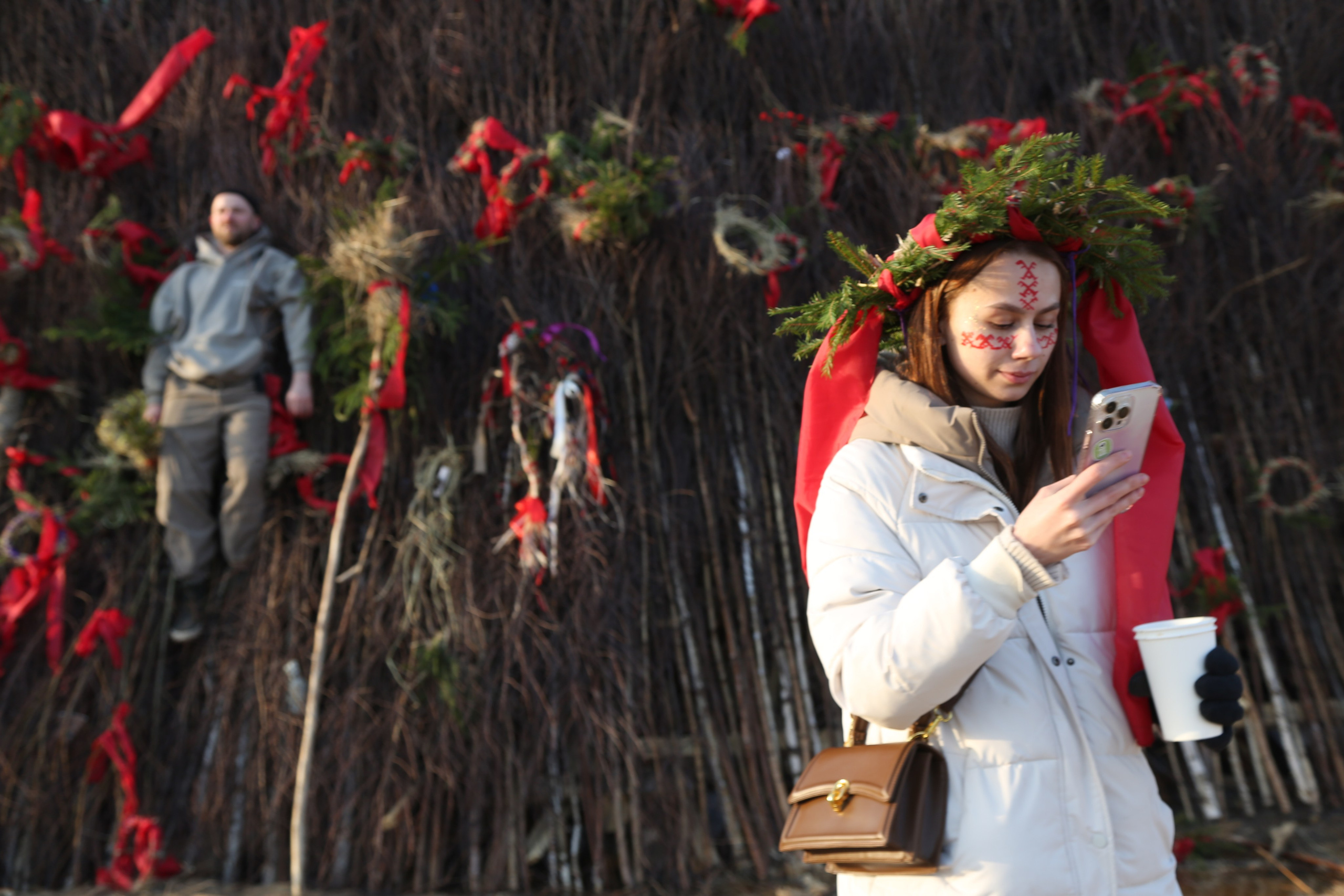 Масленица в Никола-Ленивце. Репортажный фотограф в Москве Зуйко Оксана