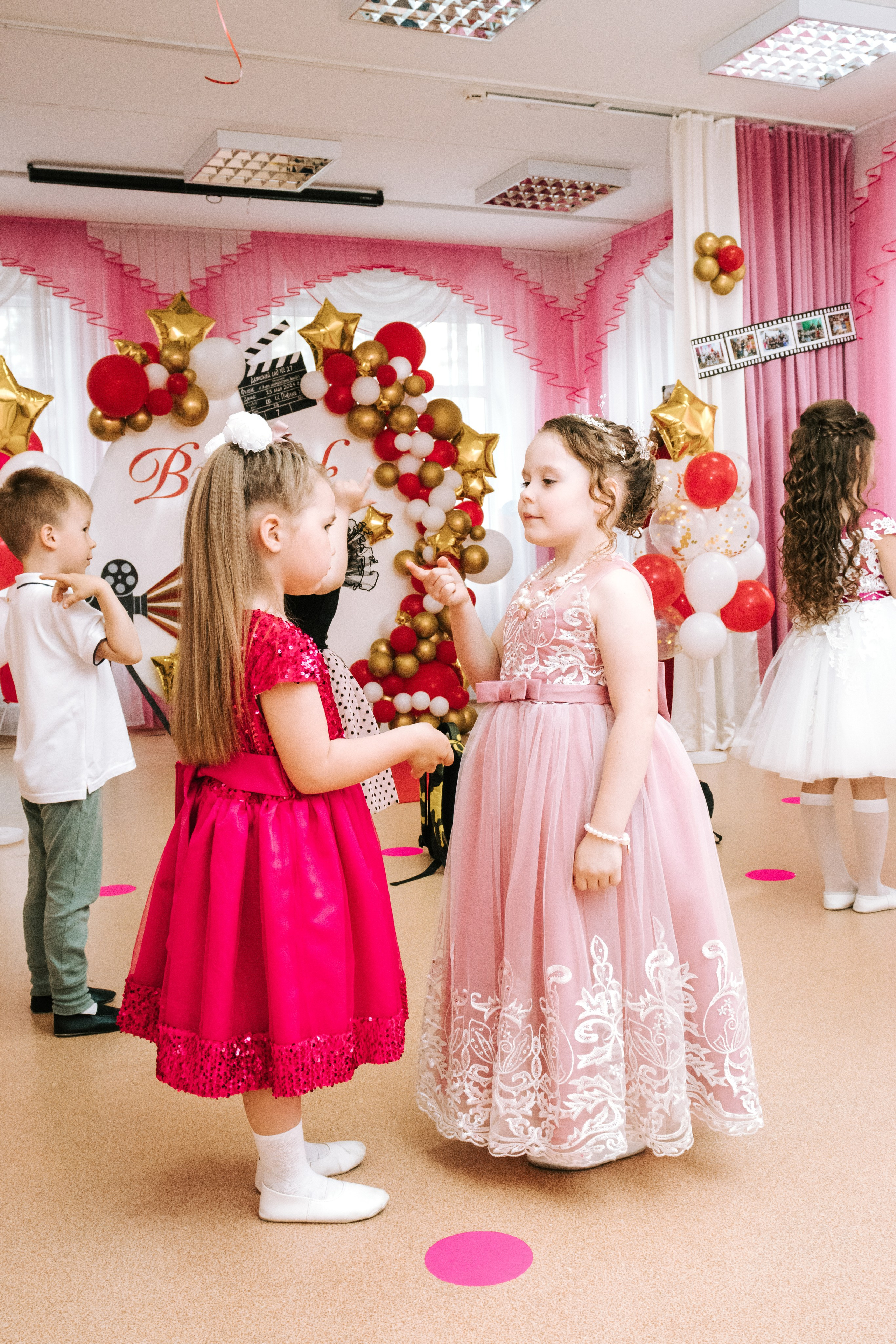 Фотограф на выпускной Детского сада Томск. Фотограф в Томске Дарья Пучкина