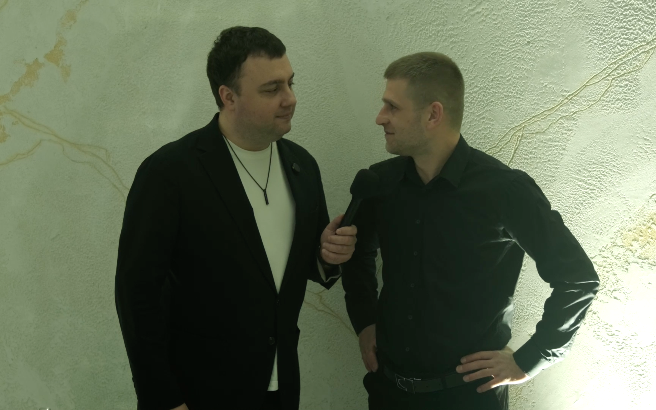 Зеркало времени. Репортажный видеограф Илья Сухоносиик