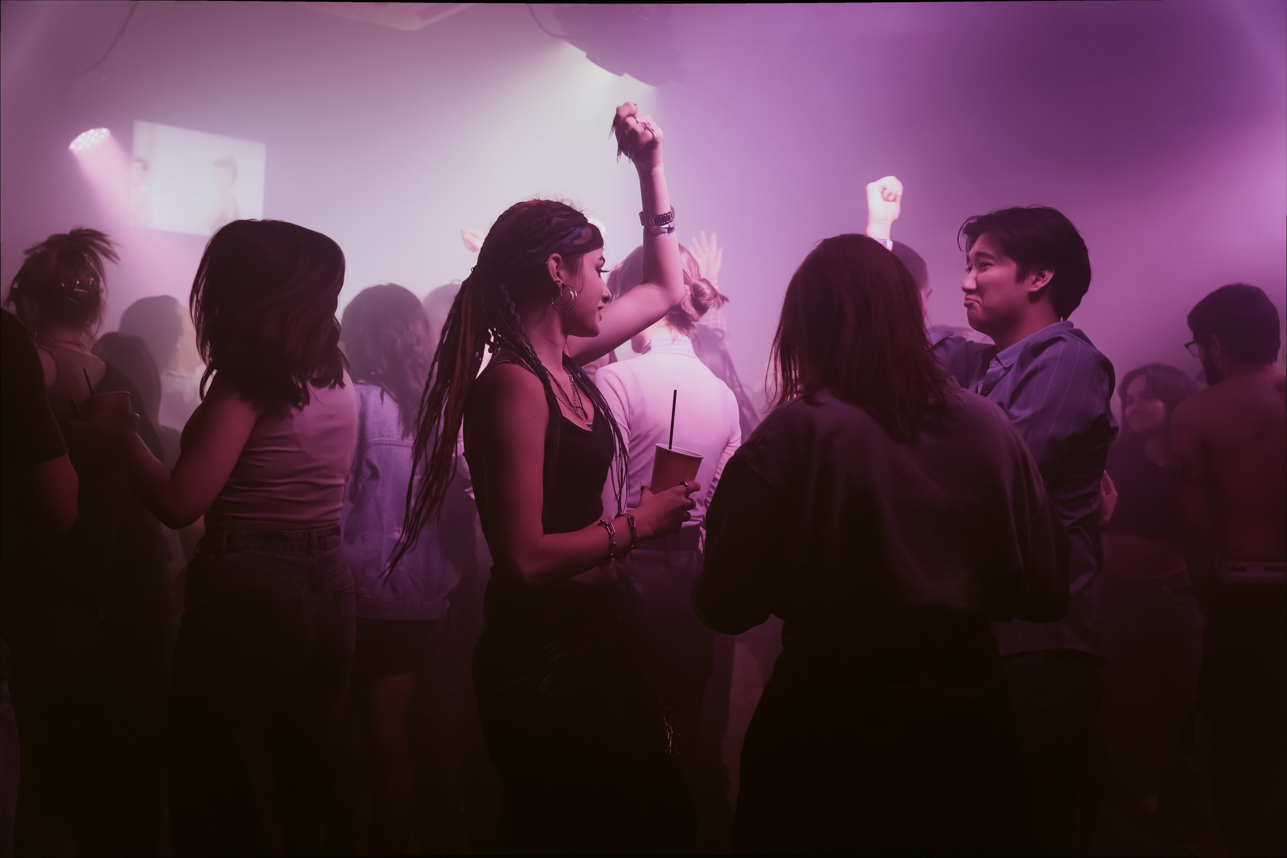 «Music Serf» Party в «Amour Bar». Профессиональный фотограф в городе Астана Копанев Данил