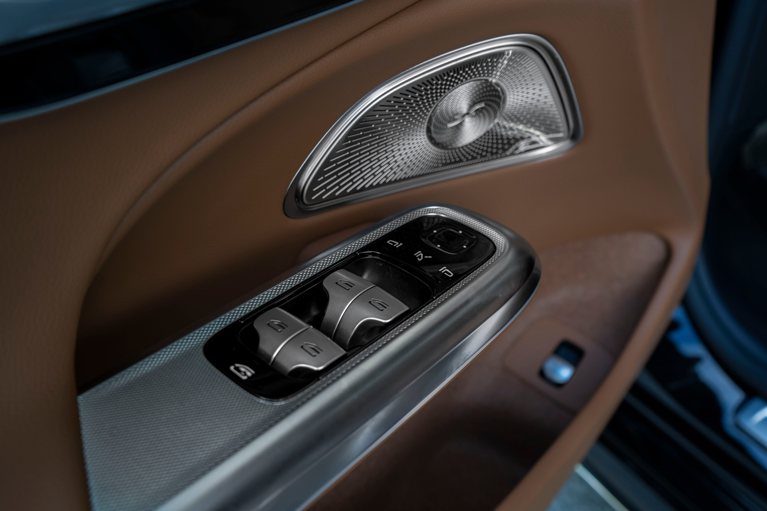 Mercedes-Benz E-class (E300). Автомобильный фотограф Ногинск Денис Городок