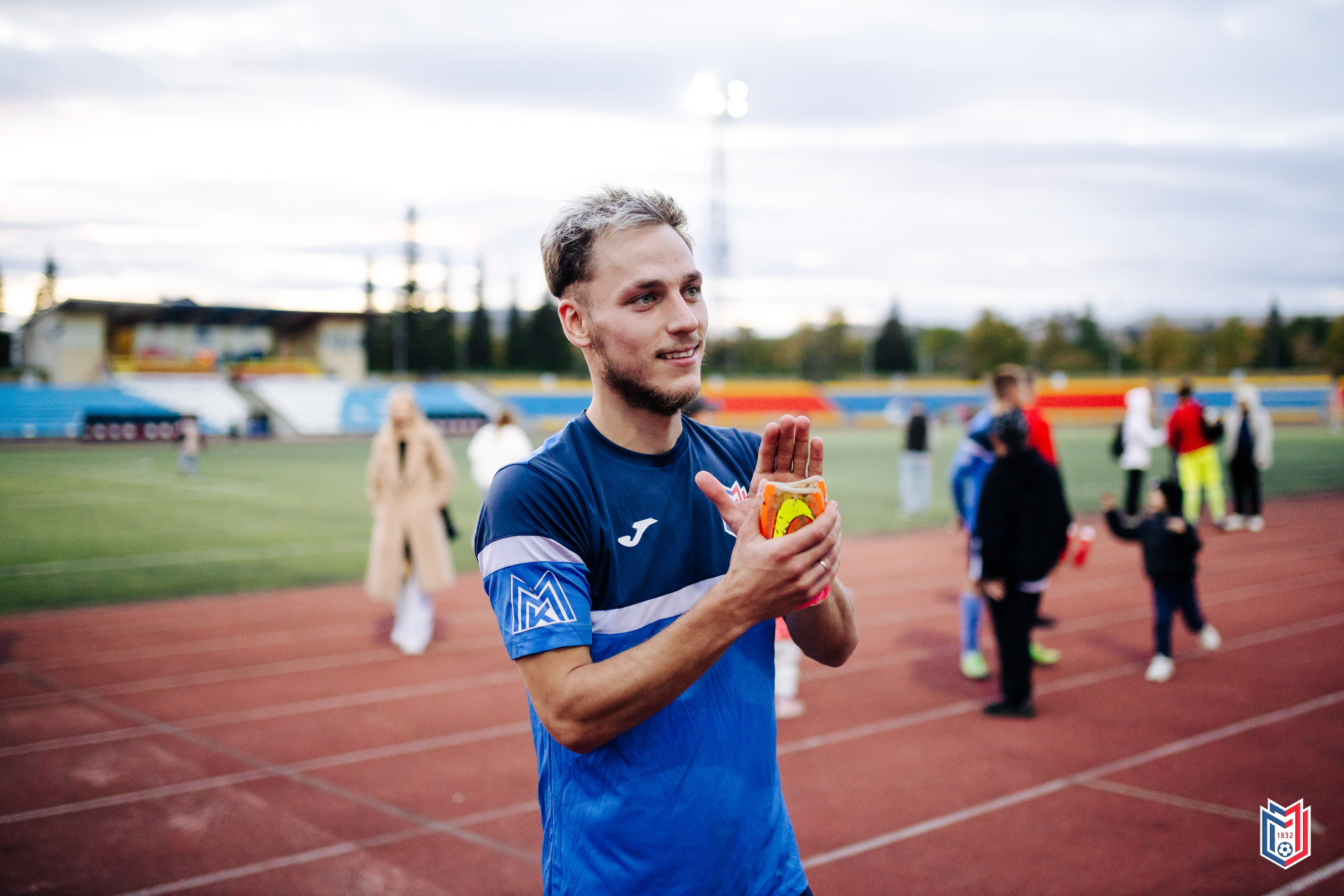 ФК «Металлург-Магнитогорск» — «СибГУФК Иртыш-2» // 21.09.24. Денис Прохоров Фотограф в г. Магнитогорск