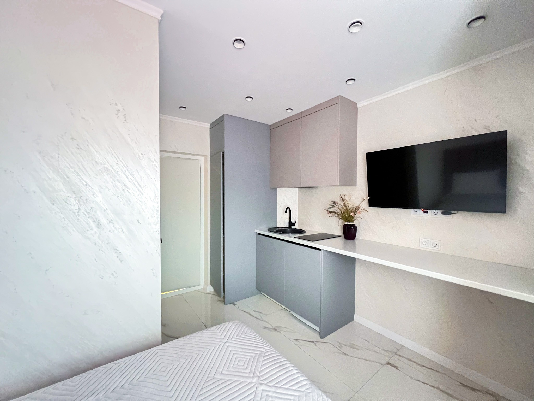 Люкс апартаменты рядом с морем в центральном районе Сочи!. Квартиры посуточно, длительно в Сочи, LARA APART GROUP