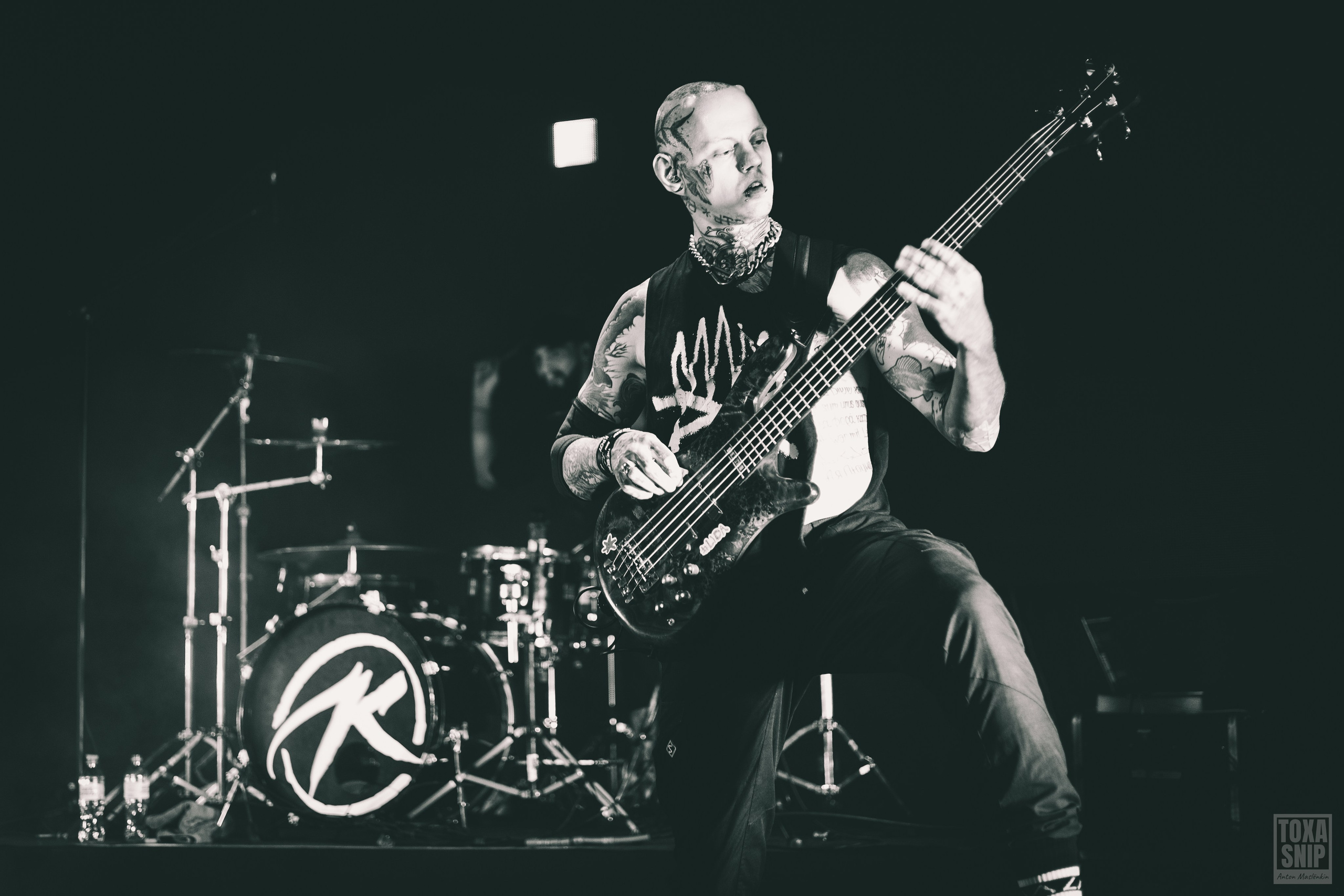 Концерт группы KAPRANOV в Москве (04.04.2025). Toxasnip Photo | Anton Maslenkin