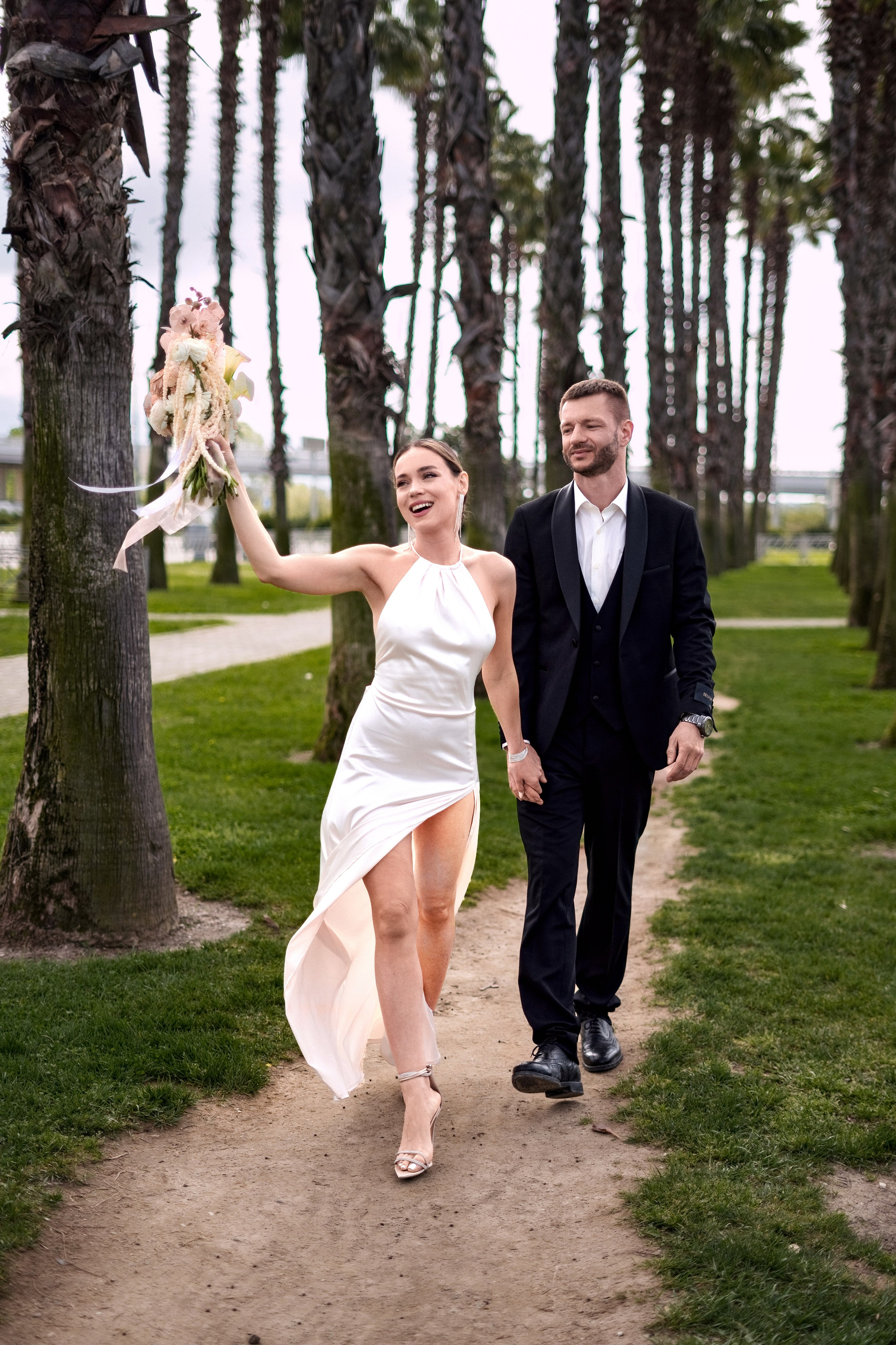 Свадебная фотосессия на берегу моря. Профессиональный Фотограф в Сочи Марина Ситкина