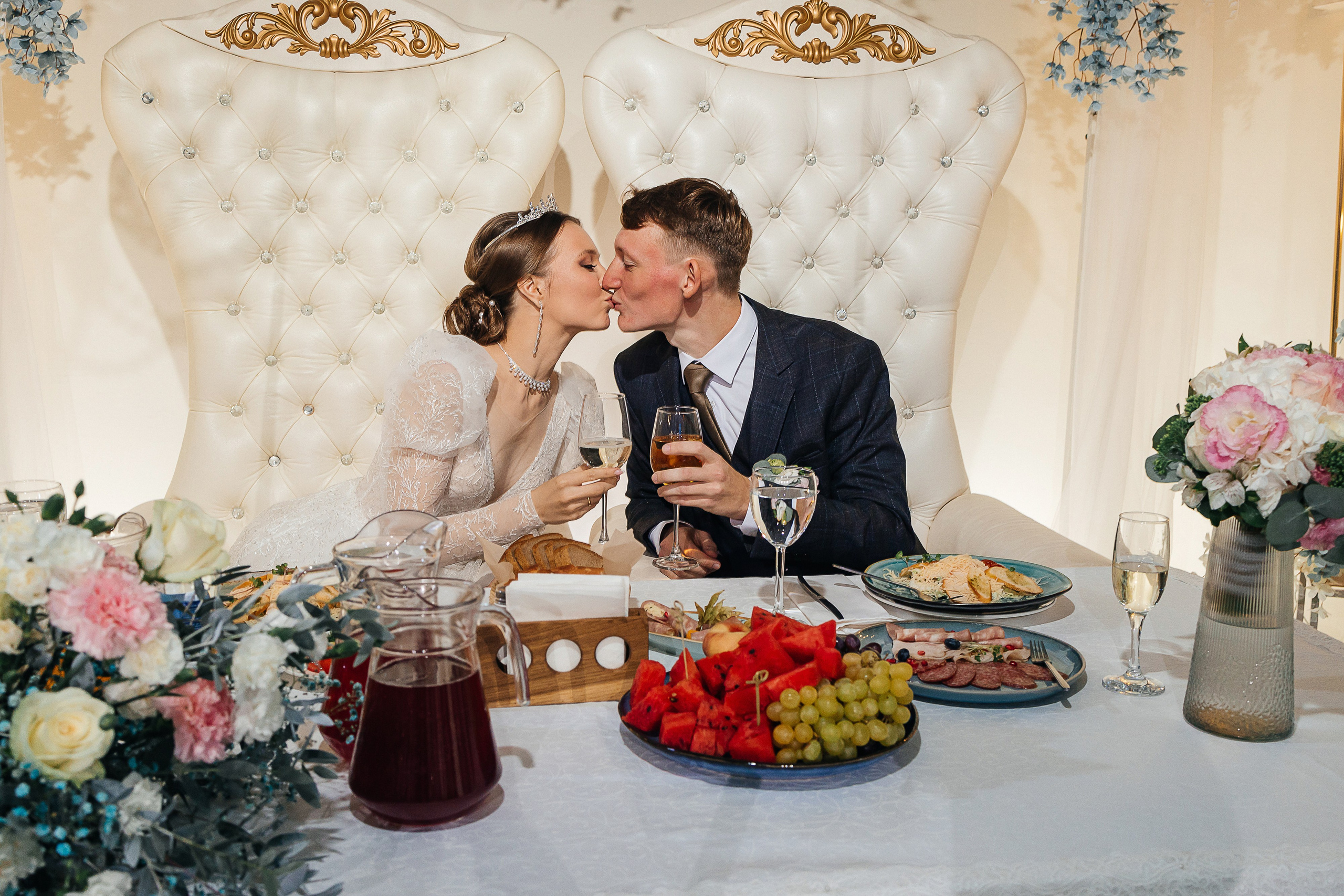 Романтическое утро невесты. Олег Сверчков | Свадебный фотограф Вологда