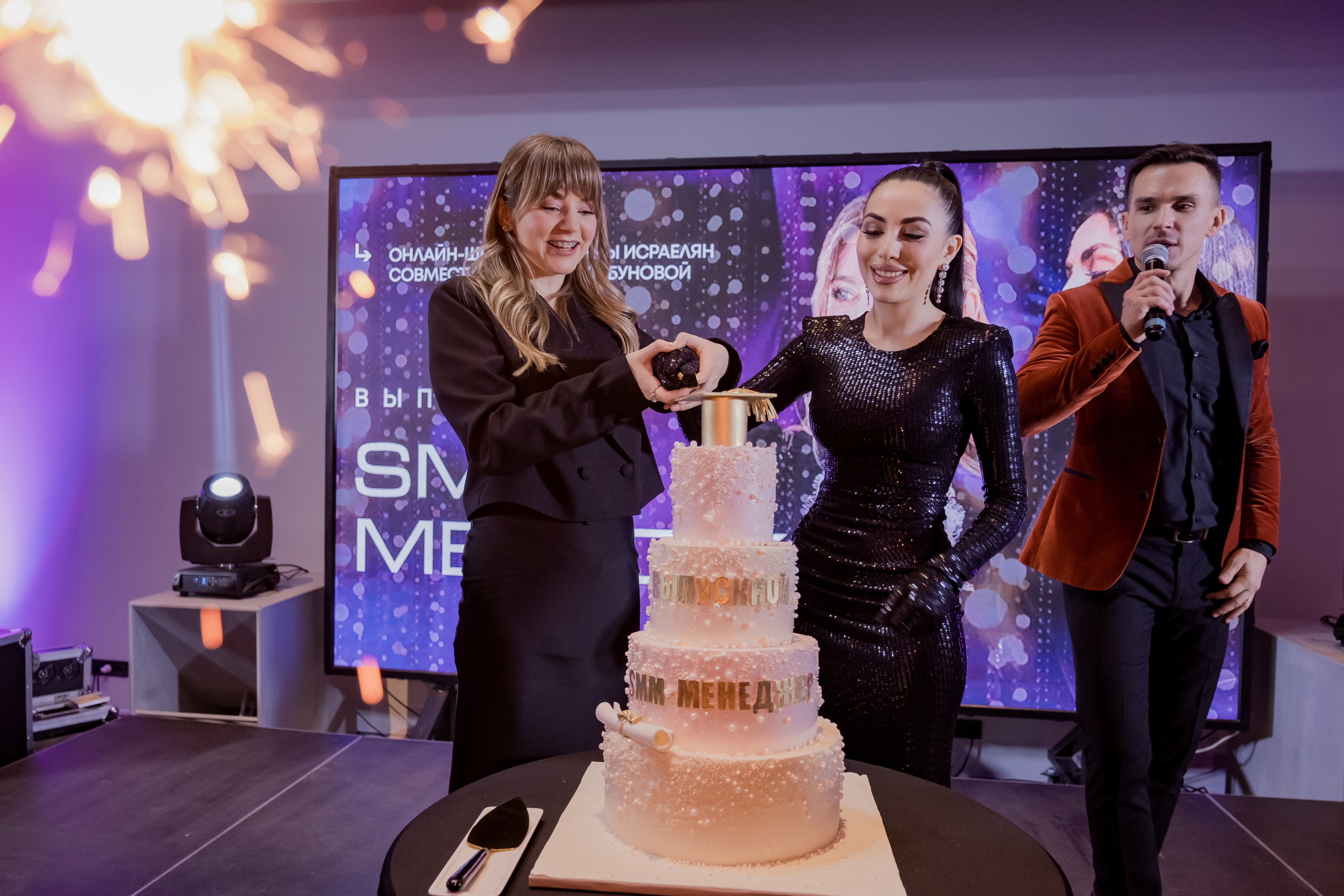 Выпускной онлайн-школы Шушанны Исраелян совместно с Анной Горбуновой. Репортажный фотограф Анастасия Ащепкова