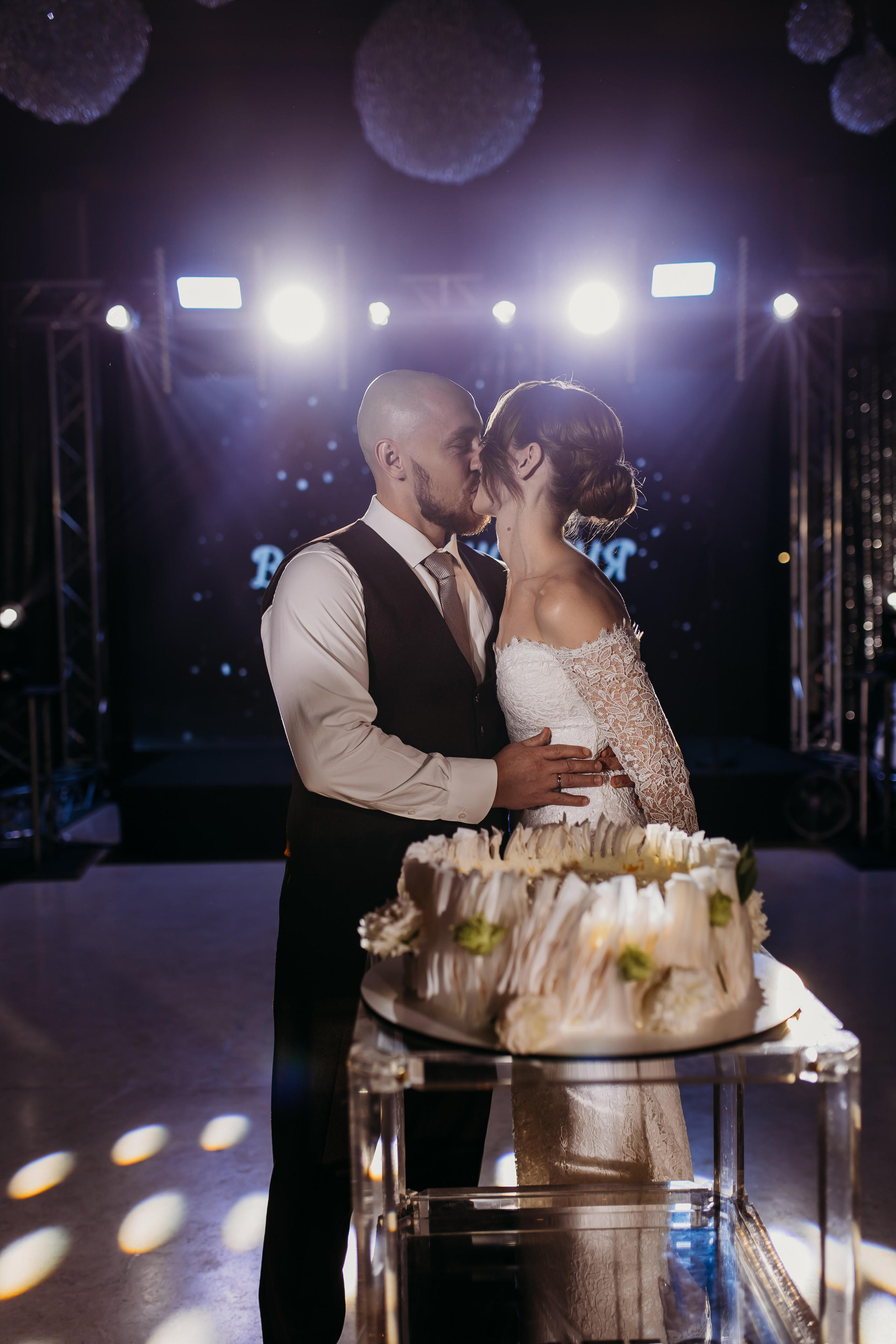 Вадим и Ксения. Фотограф Тимербаева Алина г. Сургут