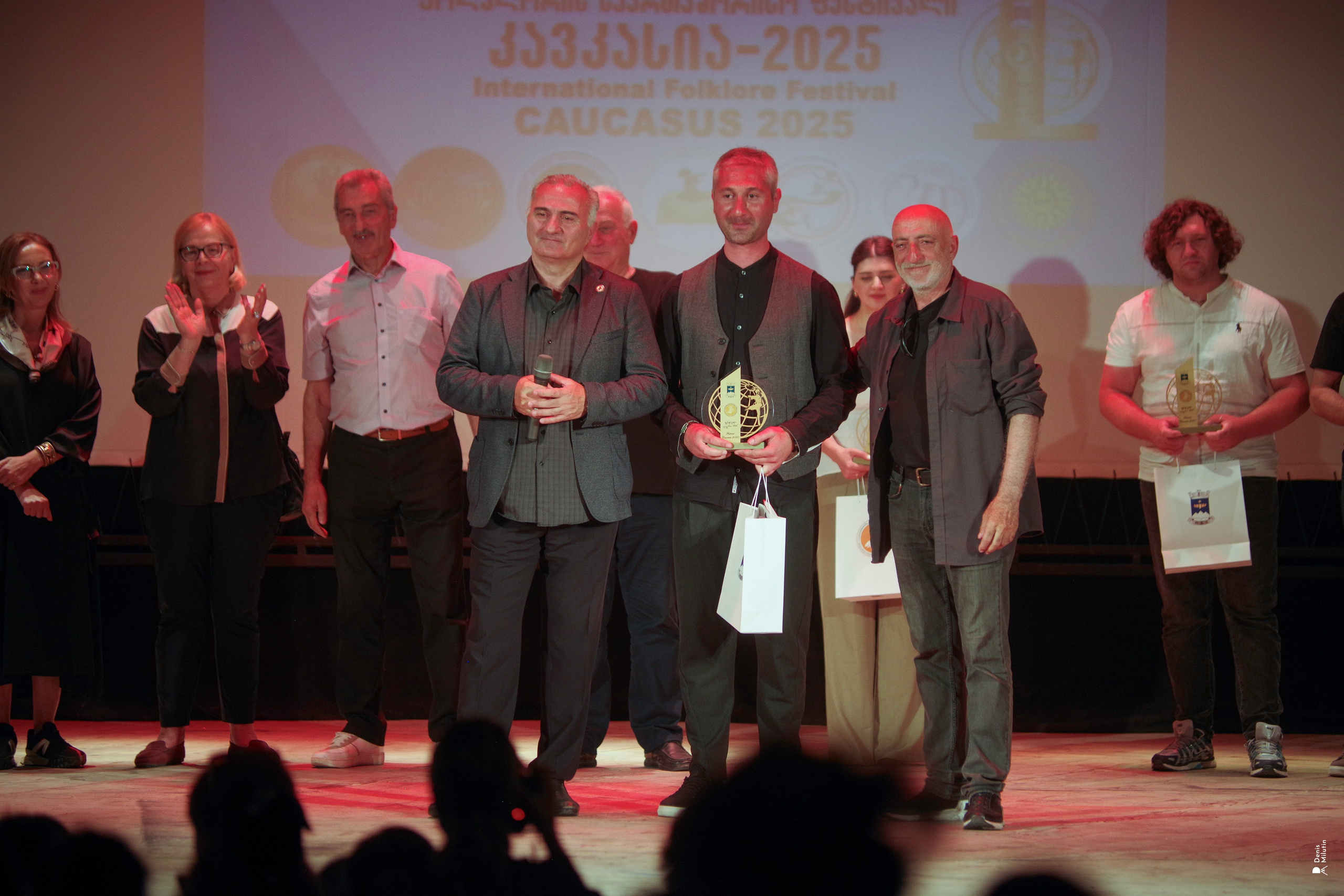 Танцы в прекрасном Они. Портретный фотограф Денис Милютин