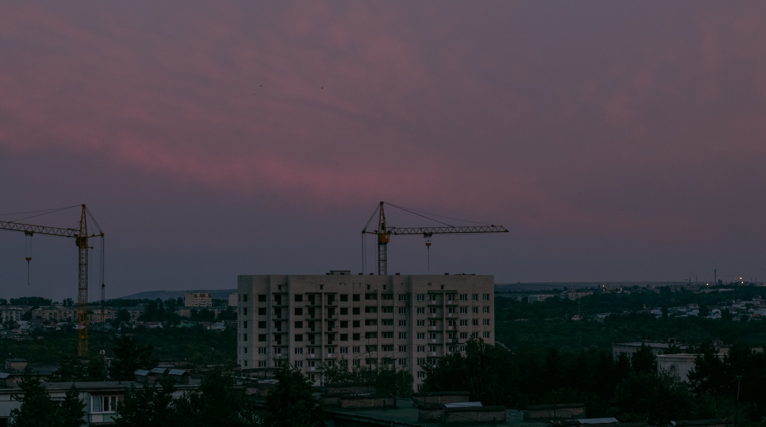 Living in the shadows. Лиза, ваш портретный и репортажный фотограф в Ульяновске!