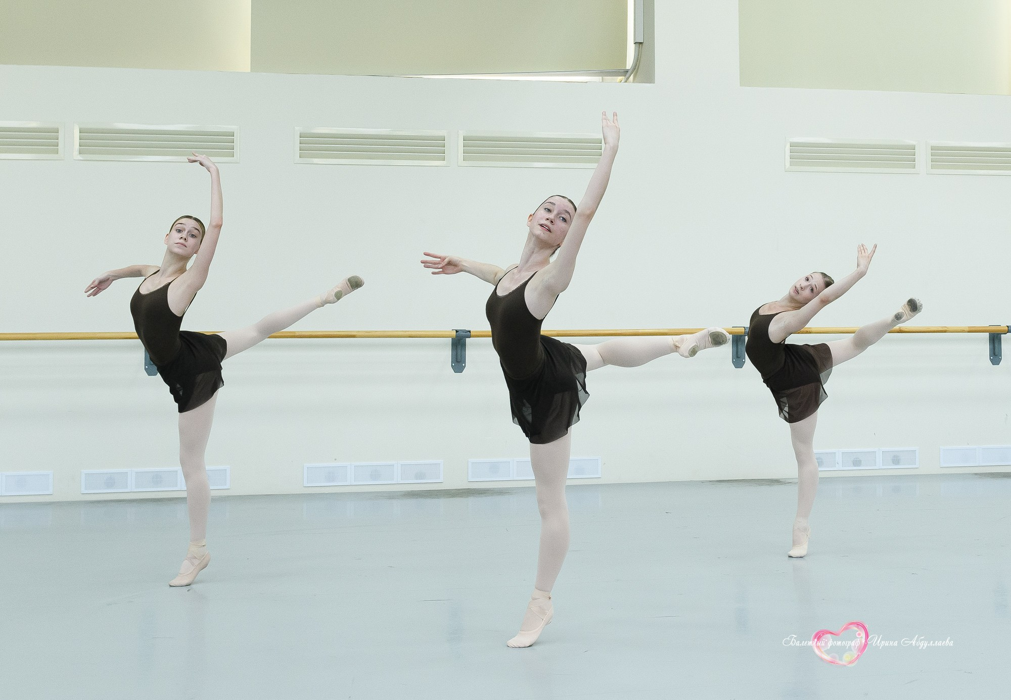 Госэкзамен выпускников МГХУ им. Лавровского — Девочки — 2025 г