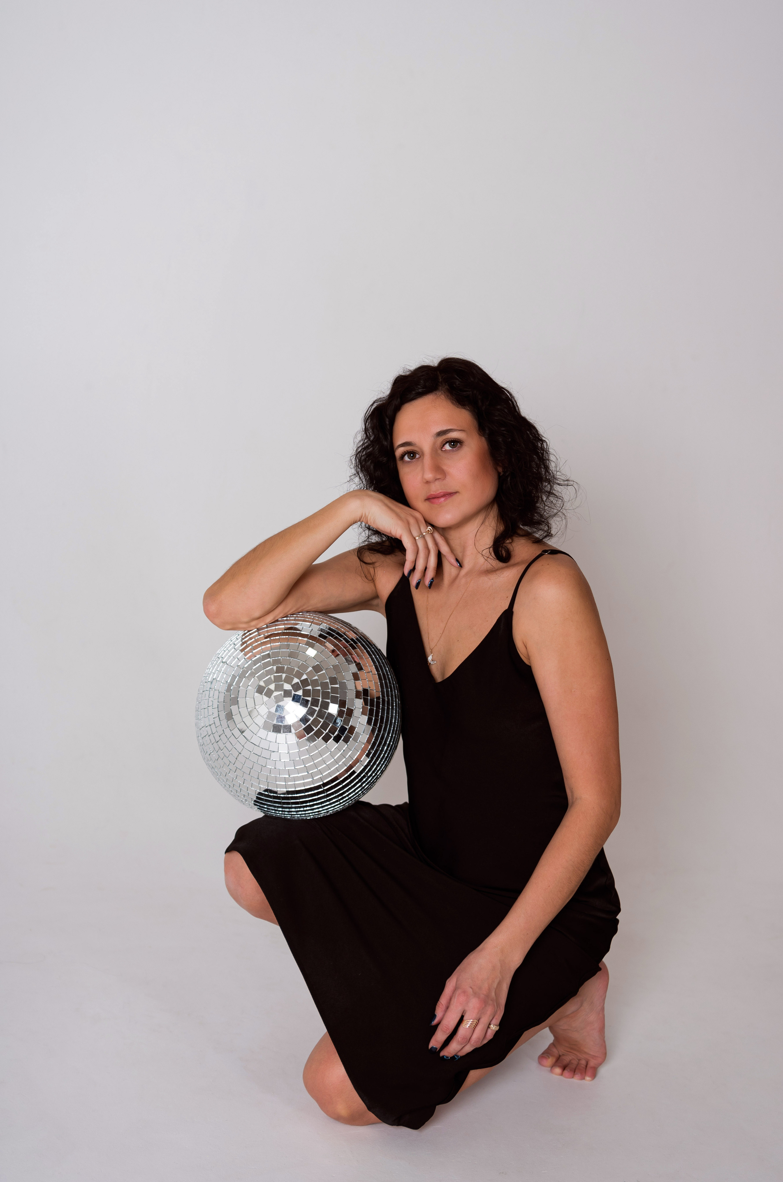 Жанна минимализм. КОНТЕНТ/ЖЕНСКИЙ ФОТОГРАФ МЕДВЕДЕВА НАТАЛЬЯ