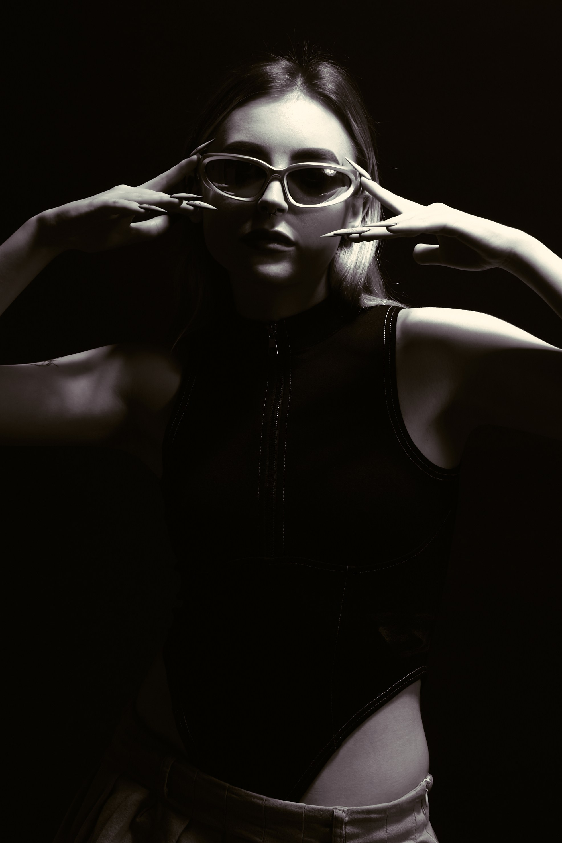 Llou.iise. Московский фотограф WHRMZD