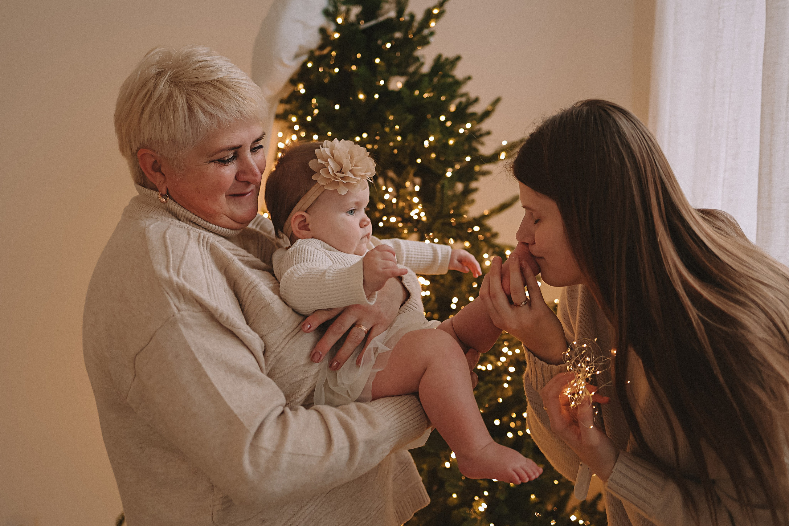 Квартира. Семейный фотограф Тюмень, фотограф на роды Салмина Мария