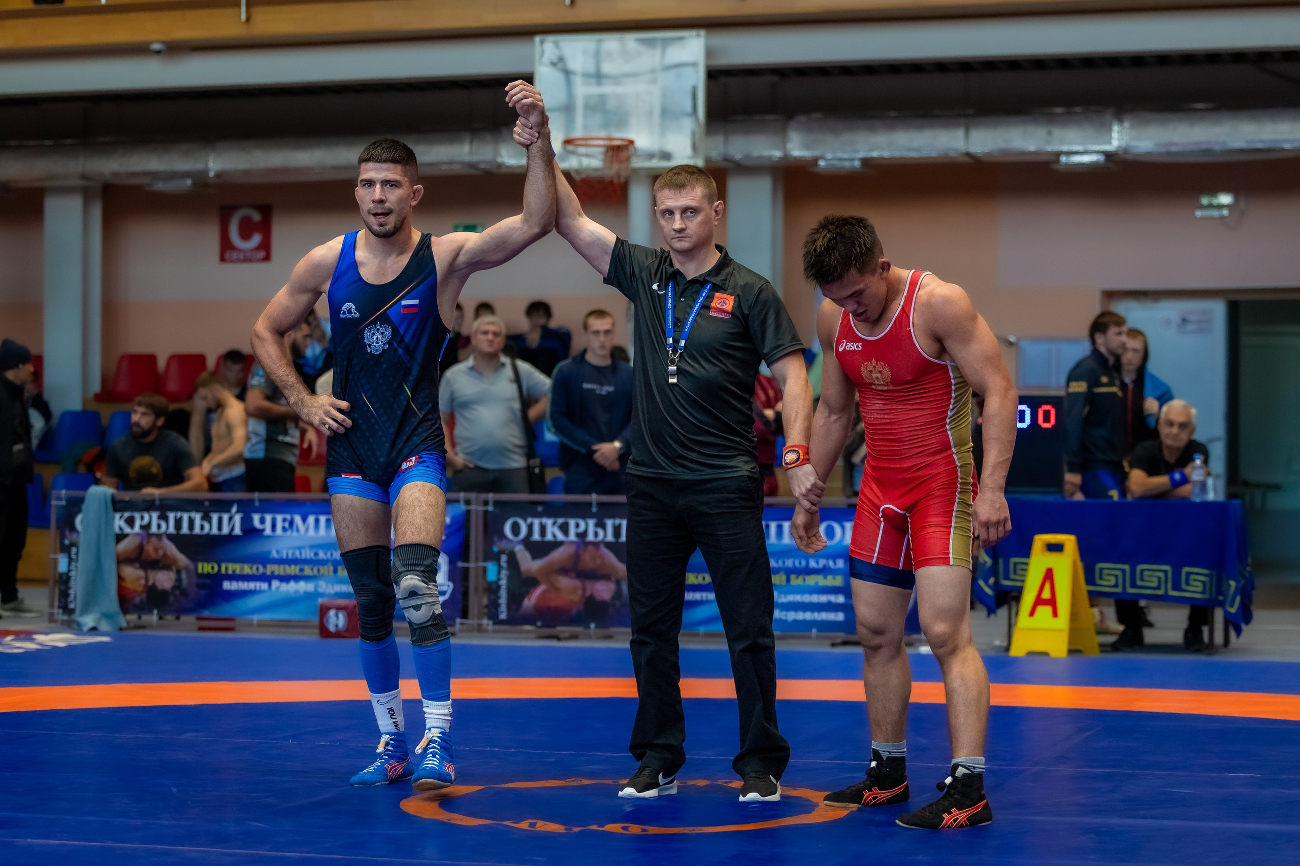 IX чемпионат Алтайского края по греко-римской борьбе. Репортажный фотограф в Барнауле Владимир Игнатов