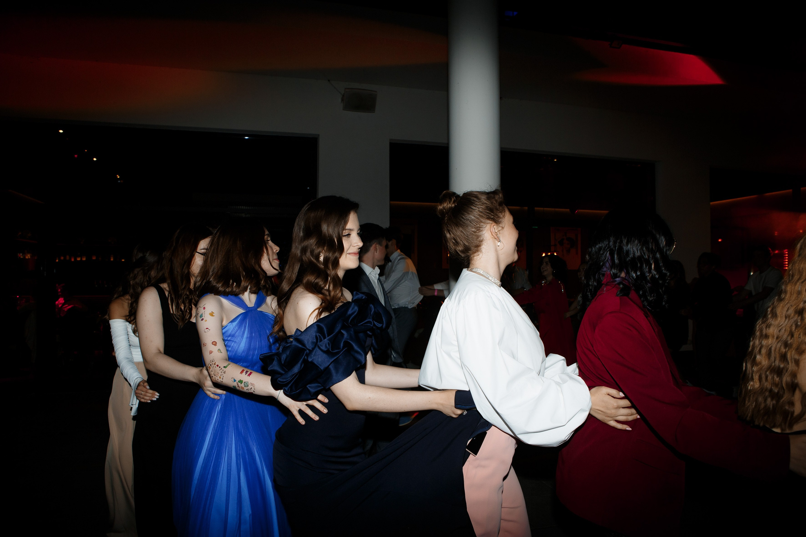 Выпускной Гимназия 12 2024 OpenHouse. Свадебный и портретный Фотограф в Липецке Дмитрий Котюков