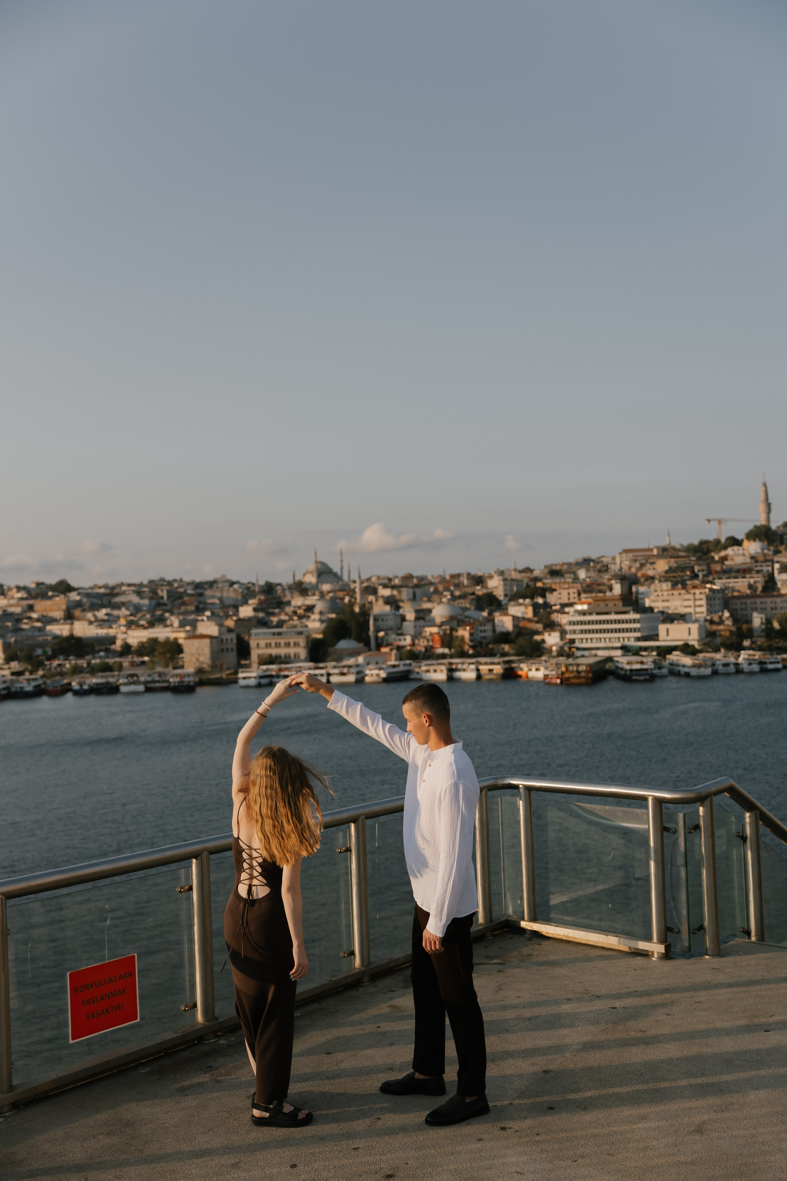 На рассвете